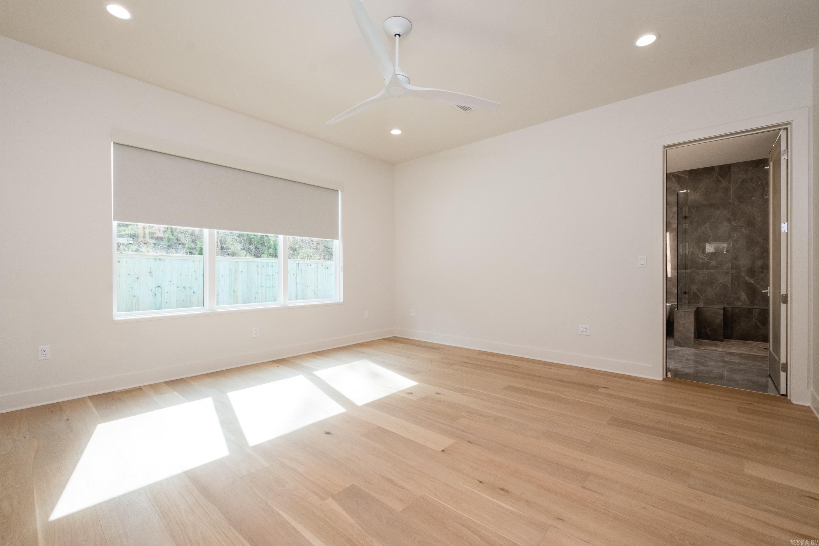 CHENAL VALLEY ABINGTON COURT - Residential