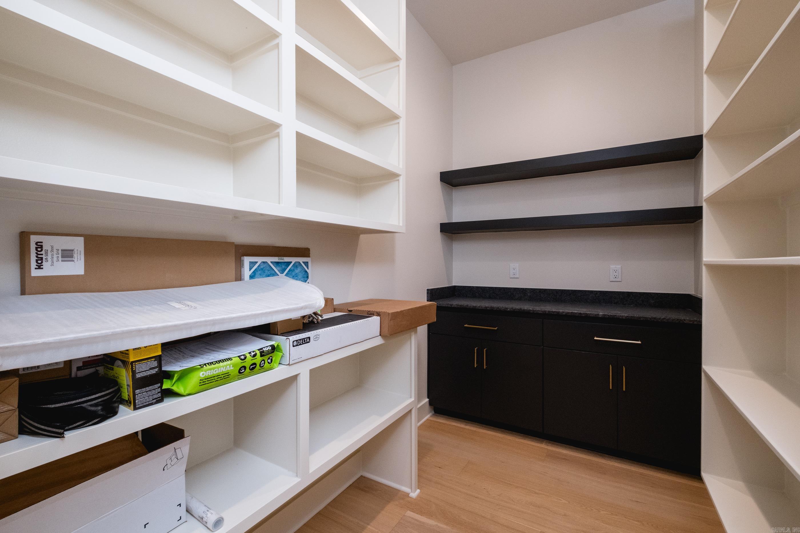 CHENAL VALLEY ABINGTON COURT - Residential