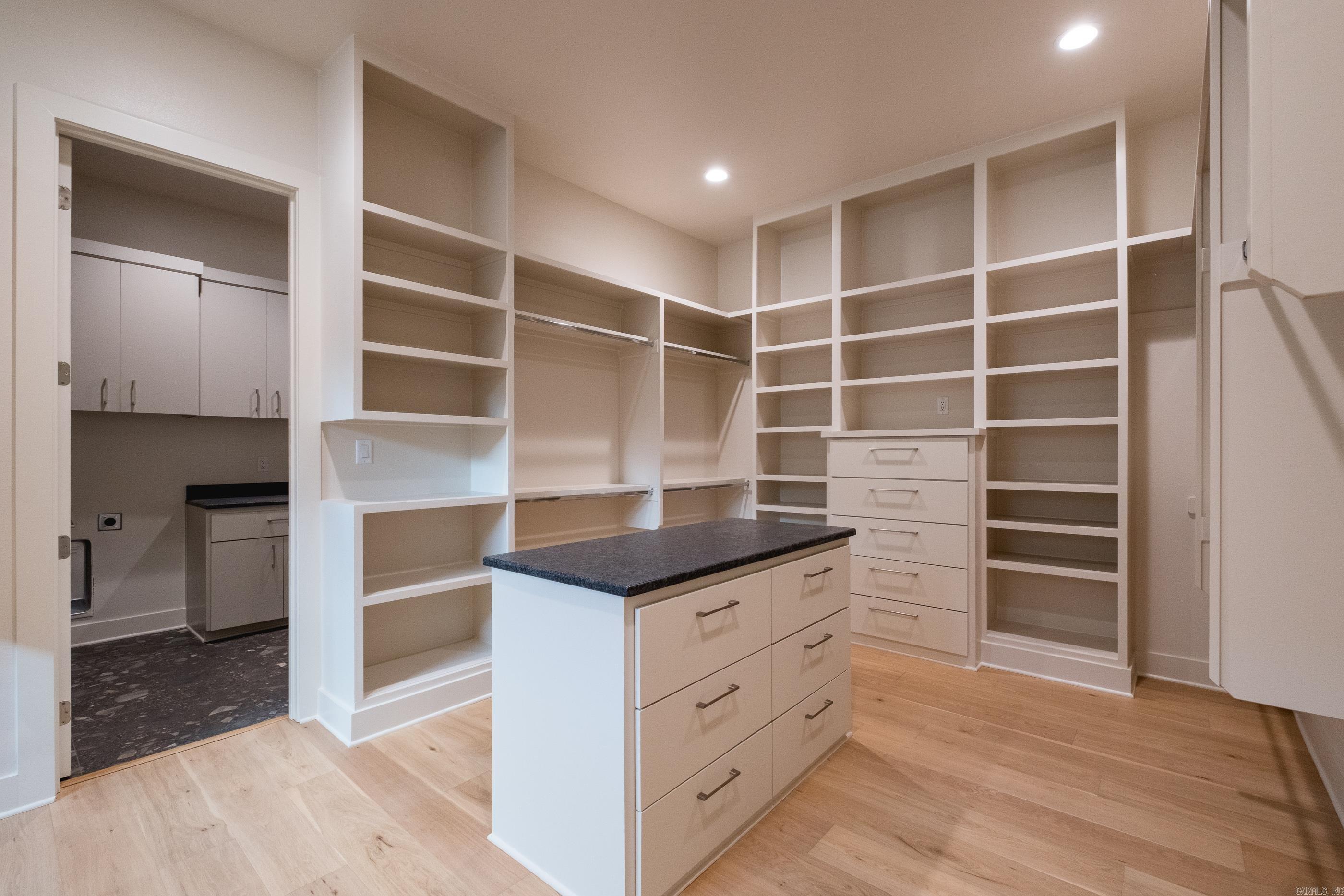 CHENAL VALLEY ABINGTON COURT - Residential