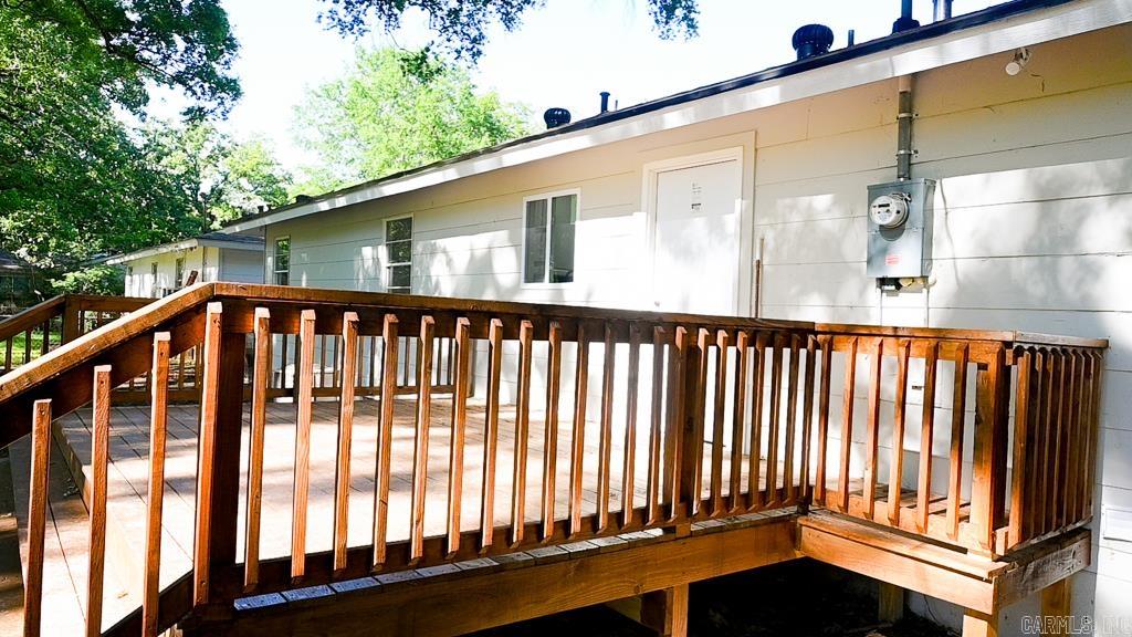 WAKEFIELD VILLAGE - Residential