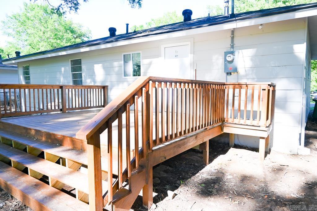 WAKEFIELD VILLAGE - Residential