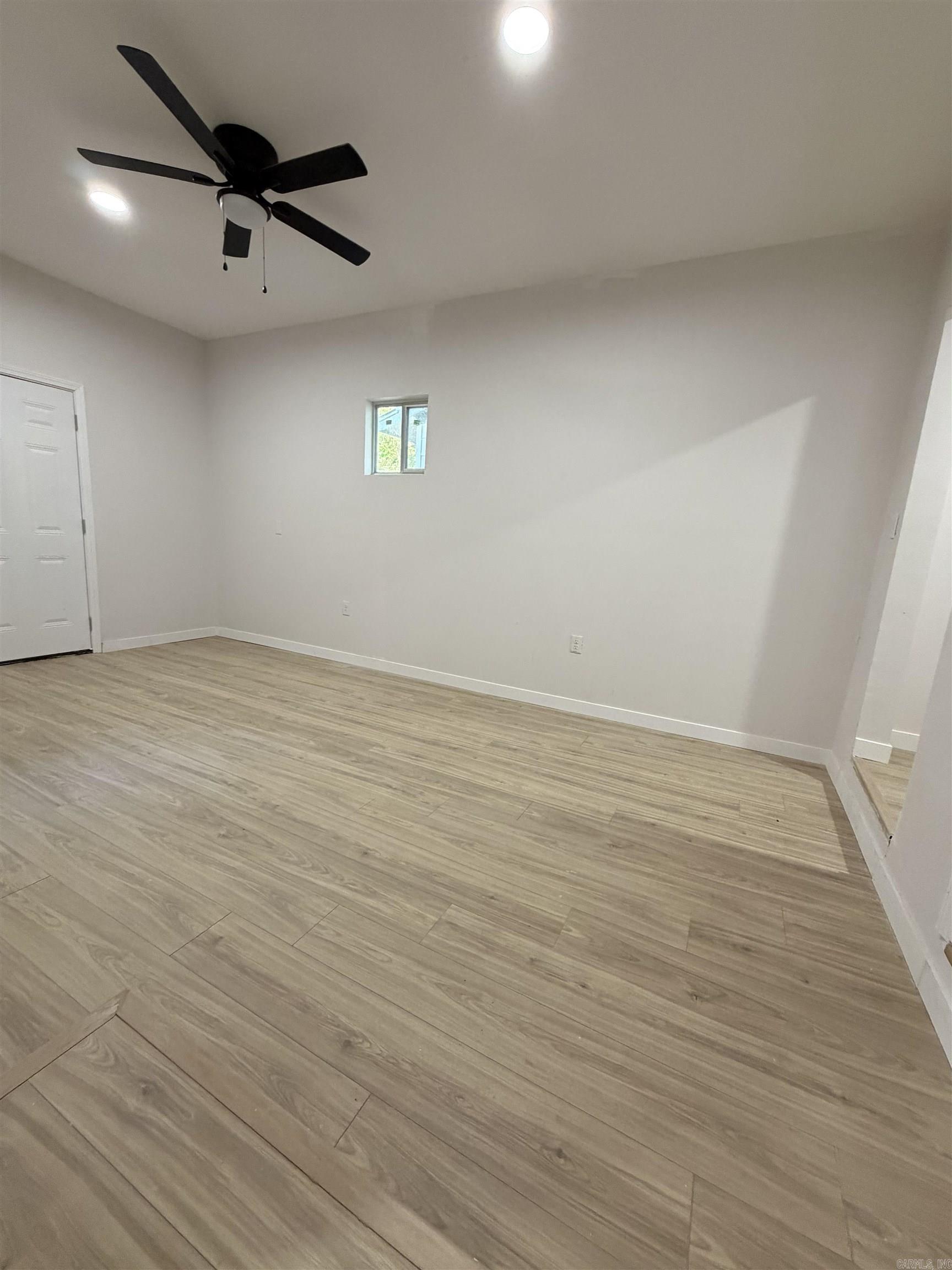 WAKEFIELD VILLAGE - Residential
