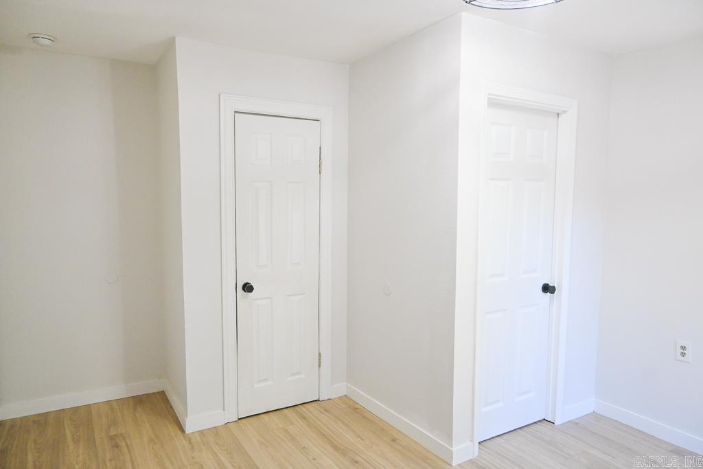 WAKEFIELD VILLAGE - Residential