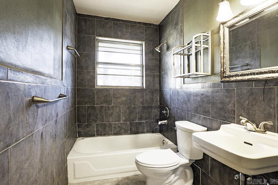 BROADVIEW - Residential