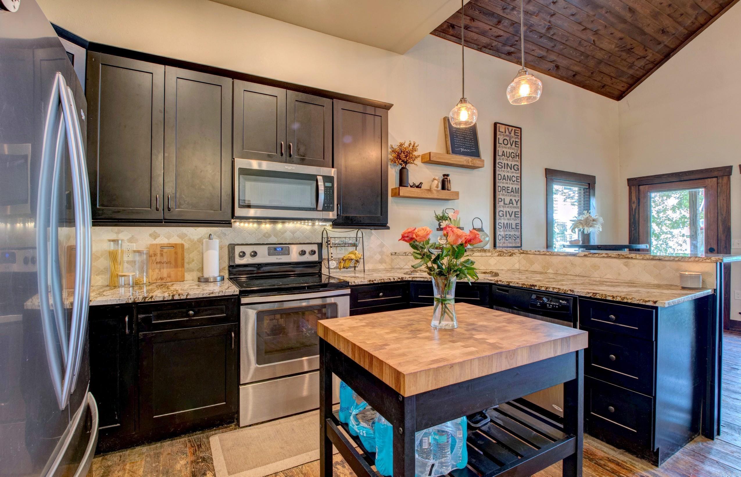 RIVERSIDE ADDITION - Residential