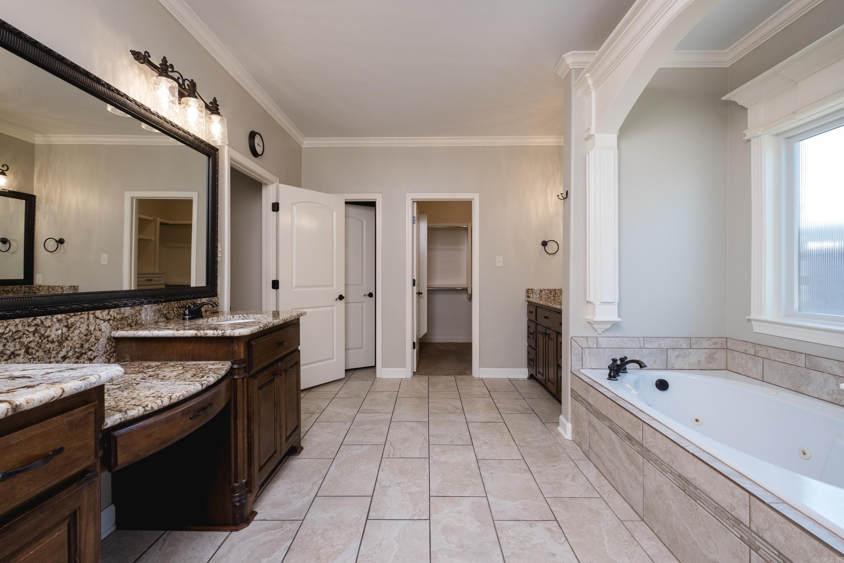 HURRICANE LAKE EST - Residential