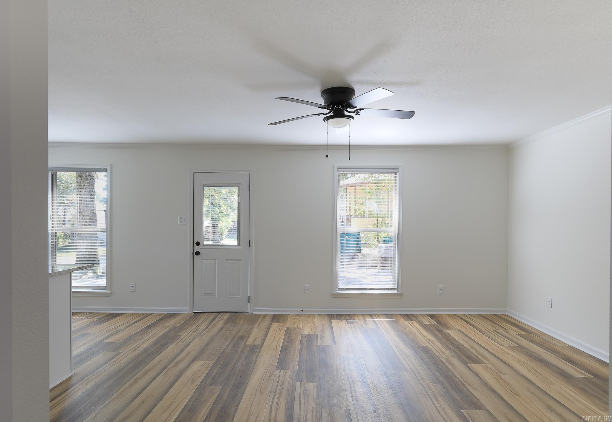 COLONIAL PARK - Residential