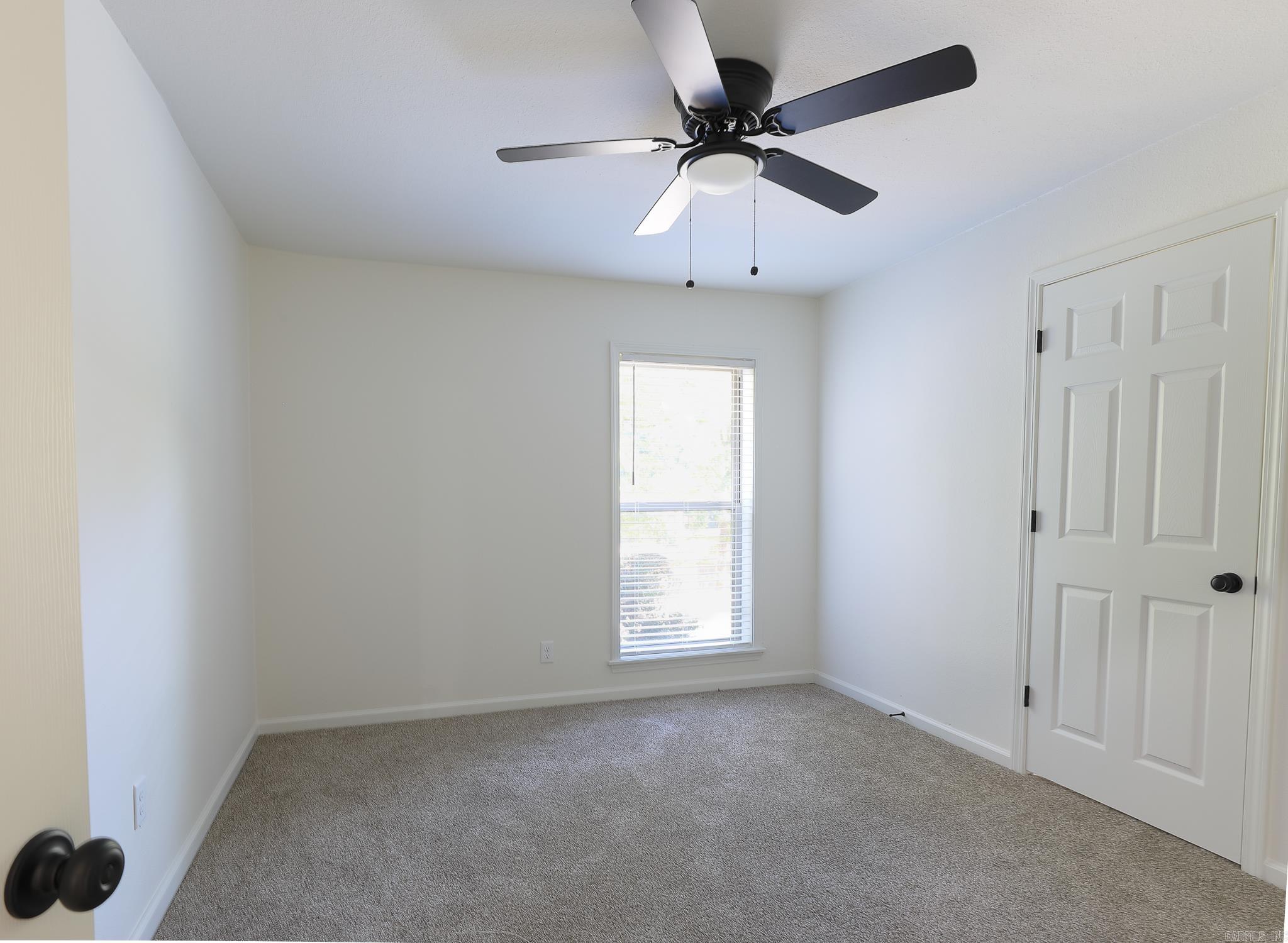 COLONIAL PARK - Residential