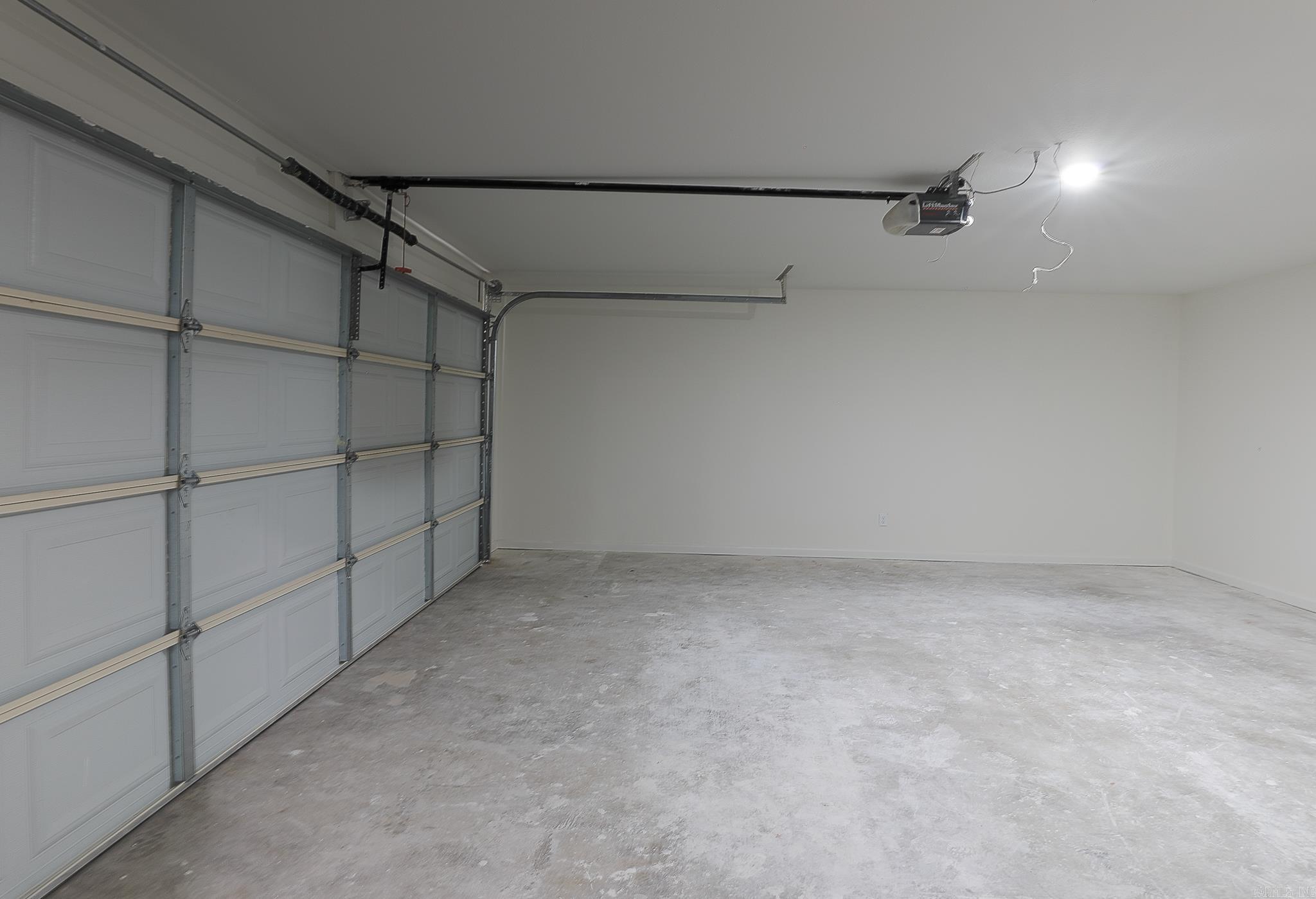 COLONIAL PARK - Residential