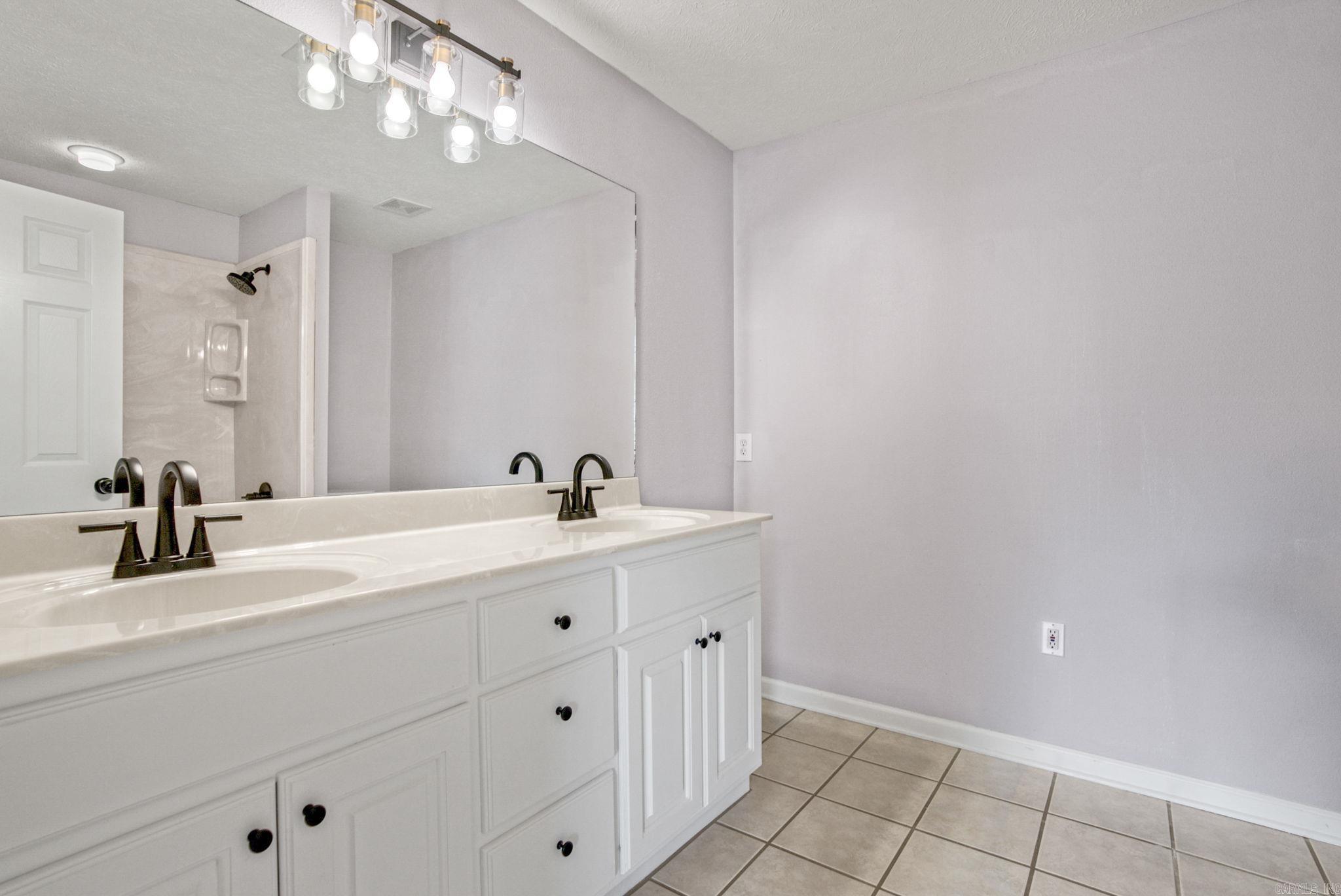 WILHELMINA COVE - Residential