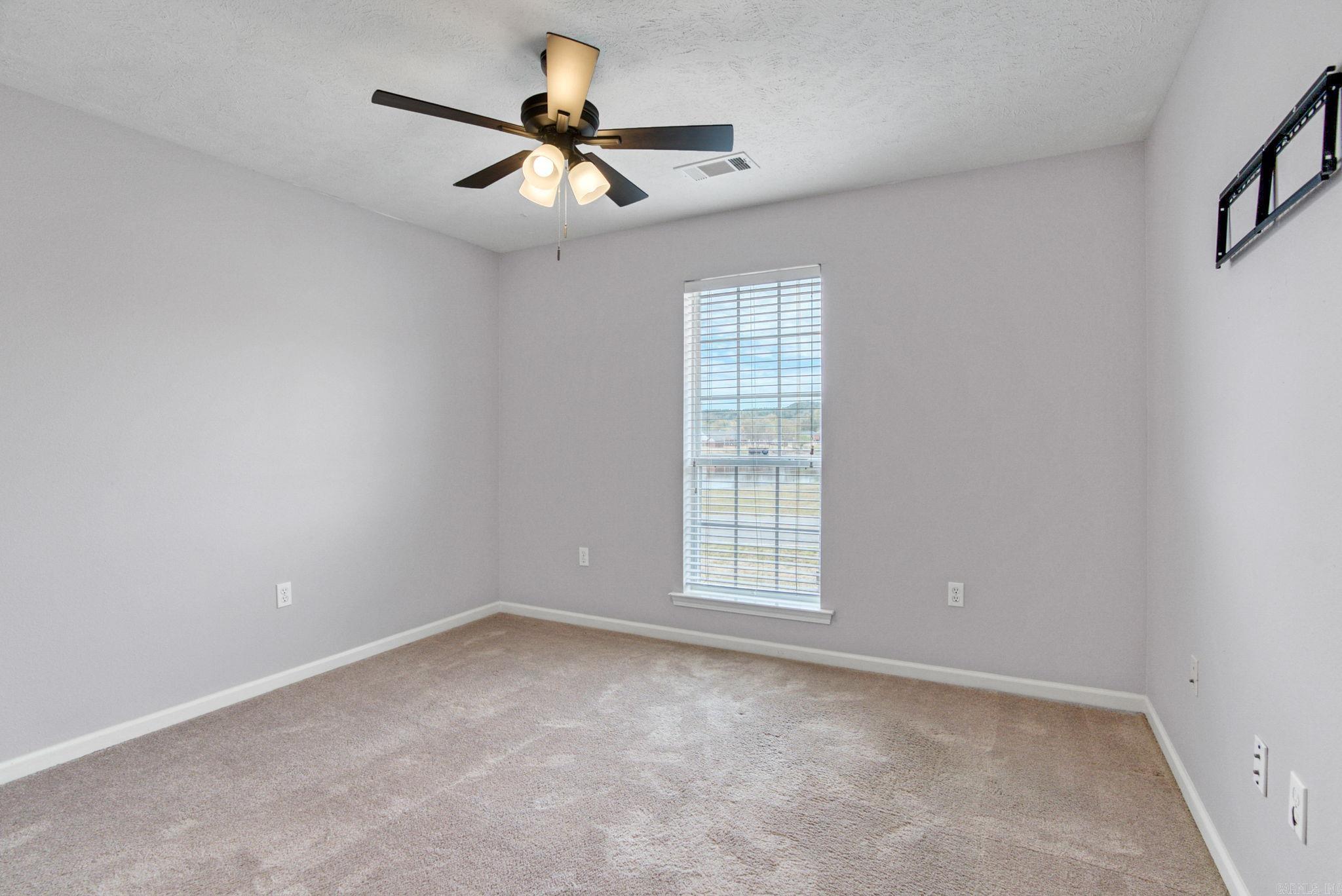 WILHELMINA COVE - Residential