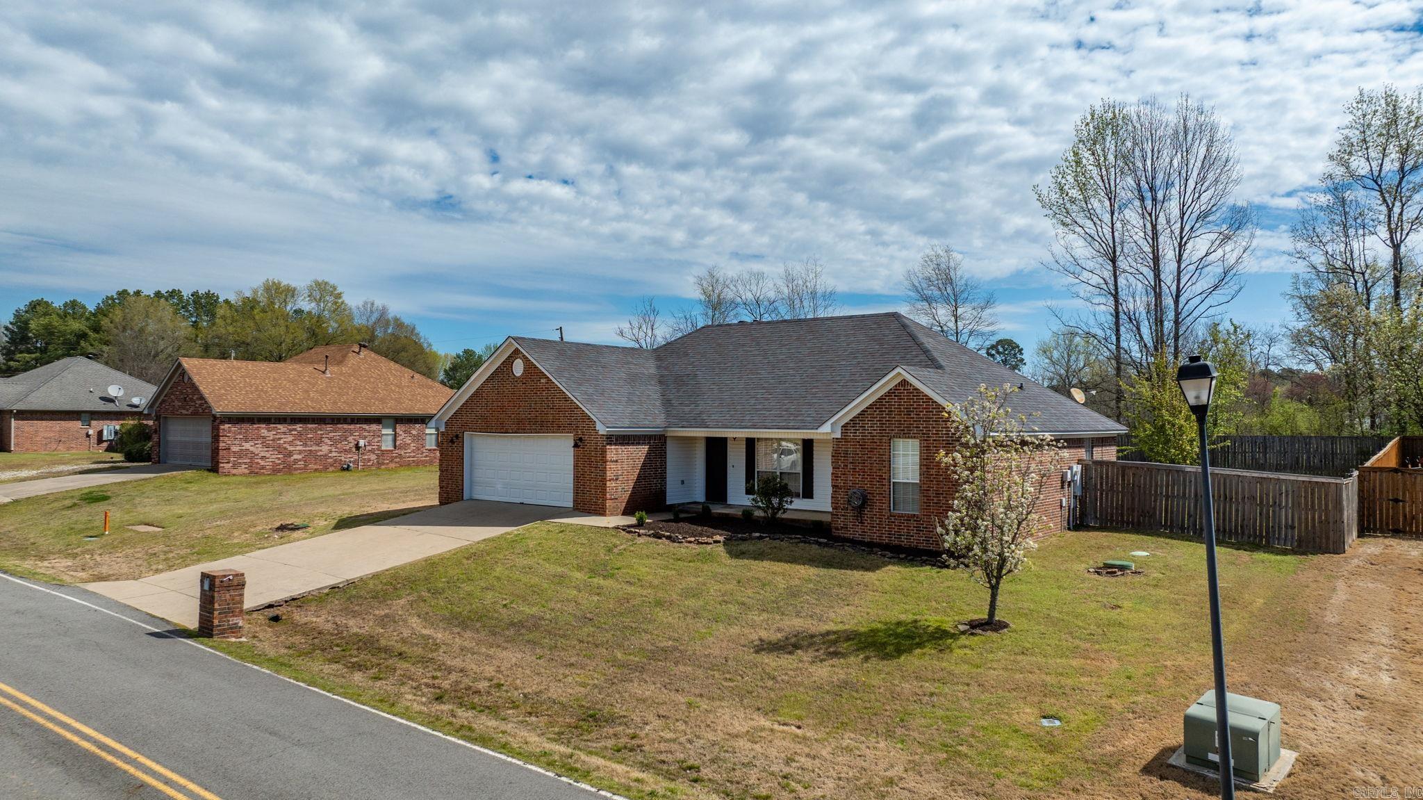 WILHELMINA COVE - Residential