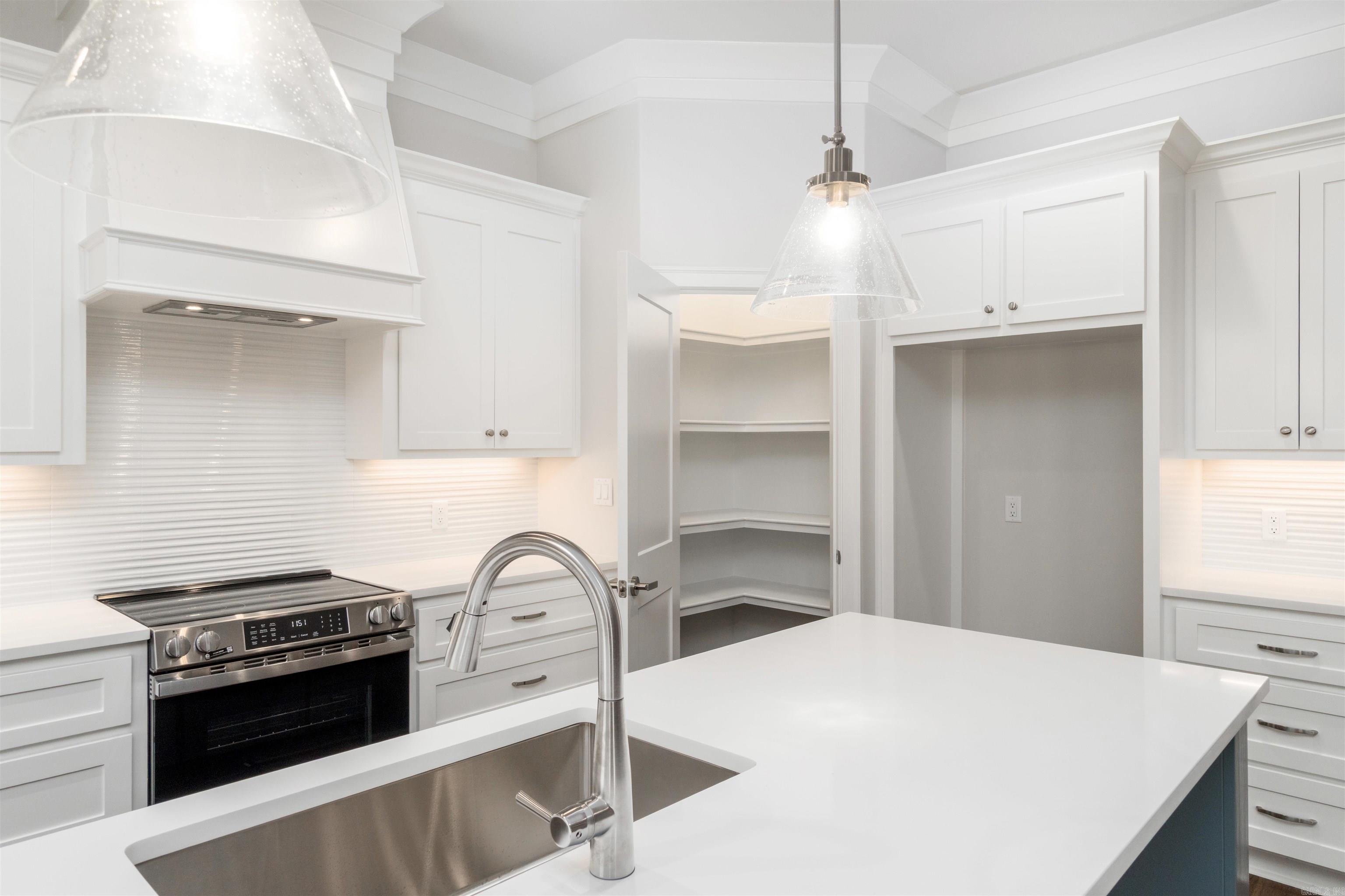 PACIFICA - Residential