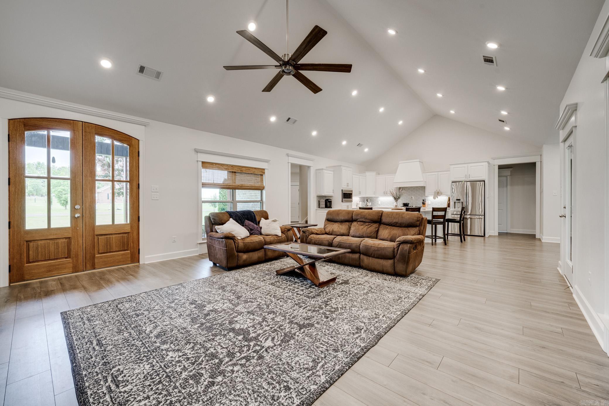 Metes & Bounds - Residential