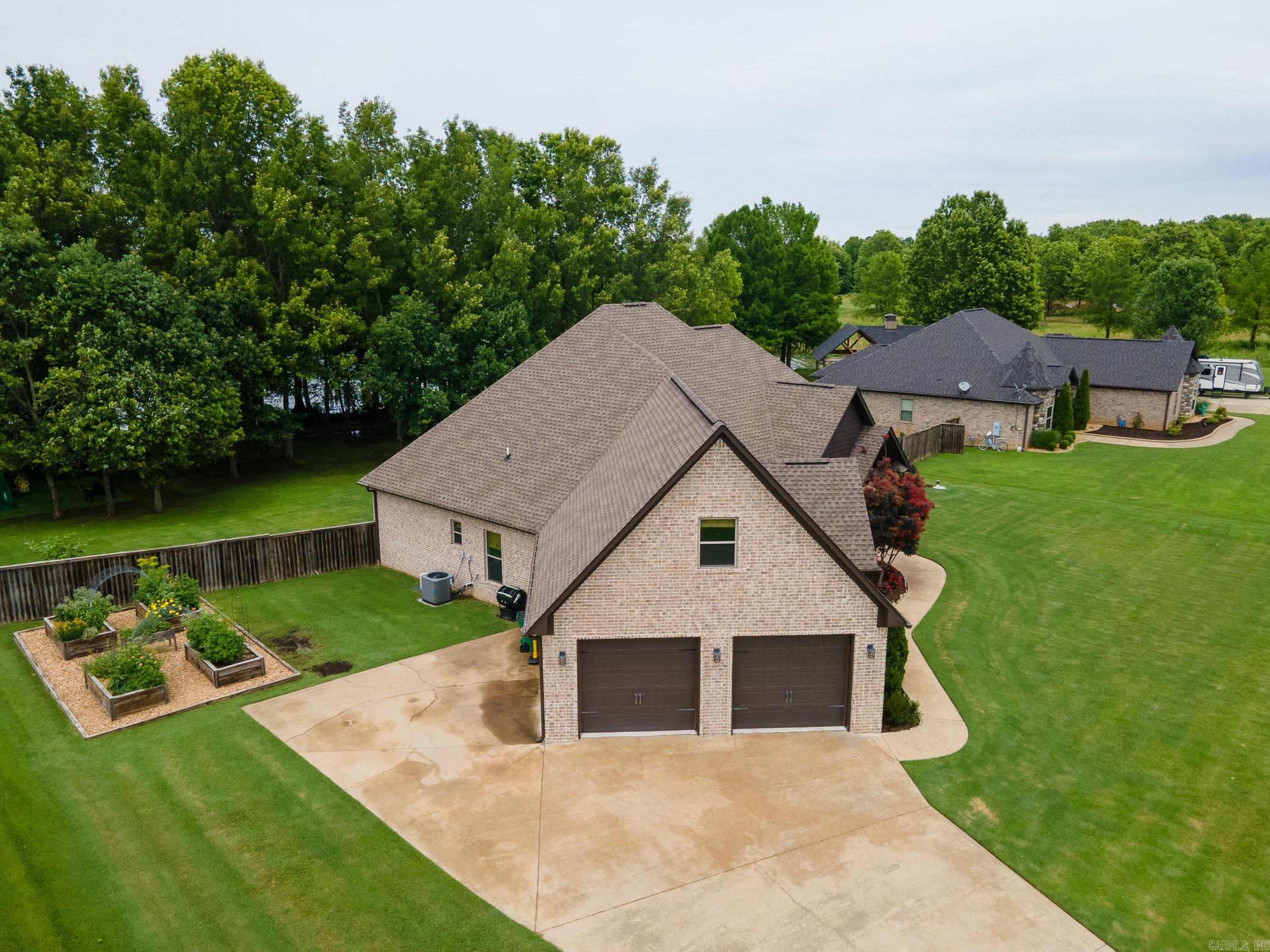 Metes & Bounds - Residential