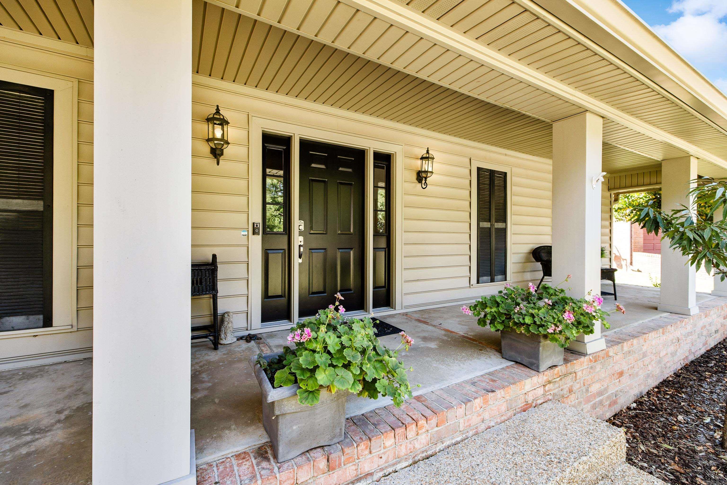 WELLINGTON POINTE - Residential