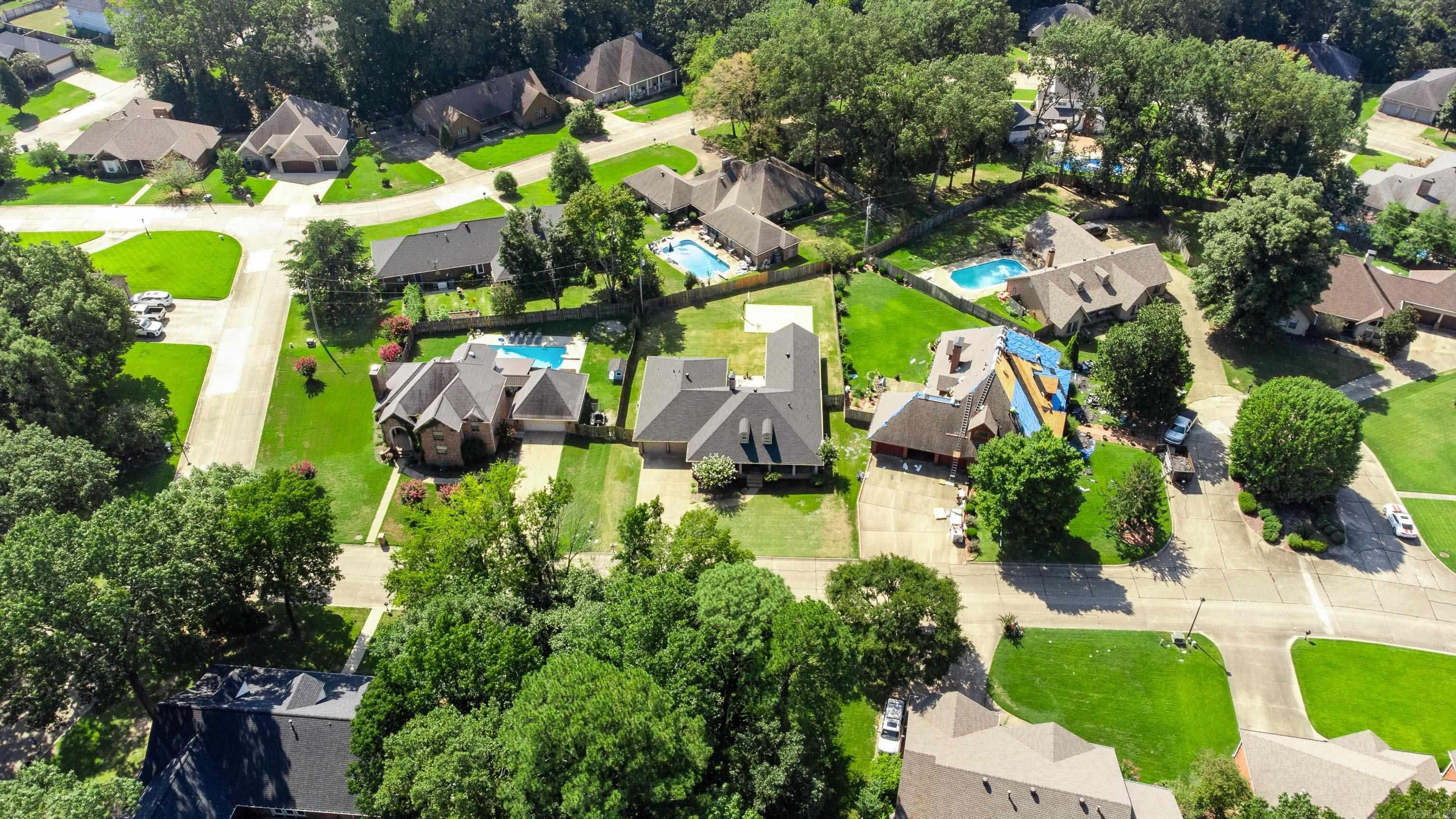 WELLINGTON POINTE - Residential