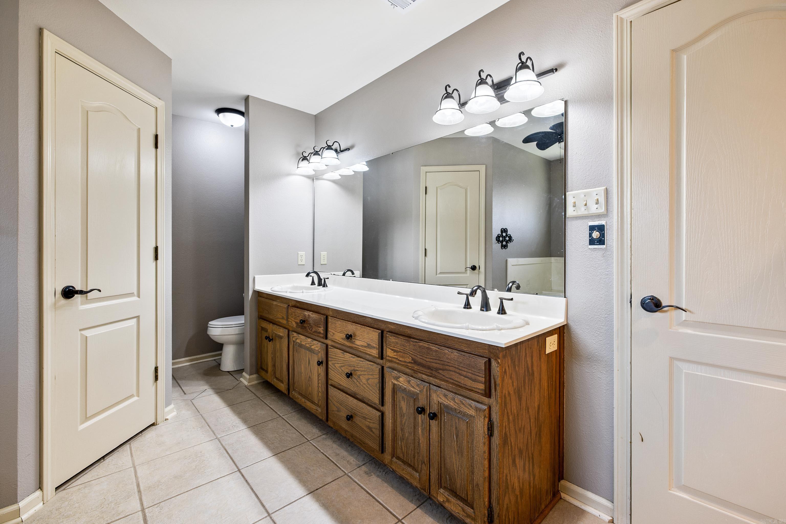 WELLINGTON POINTE - Residential
