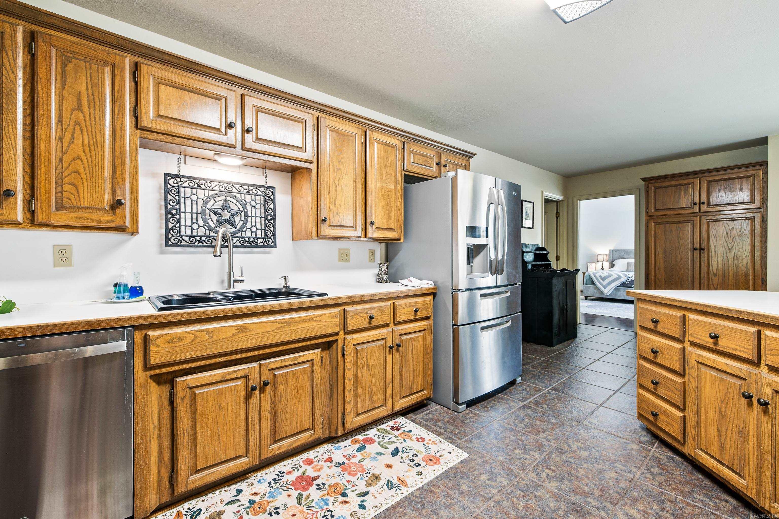 WELLINGTON POINTE - Residential