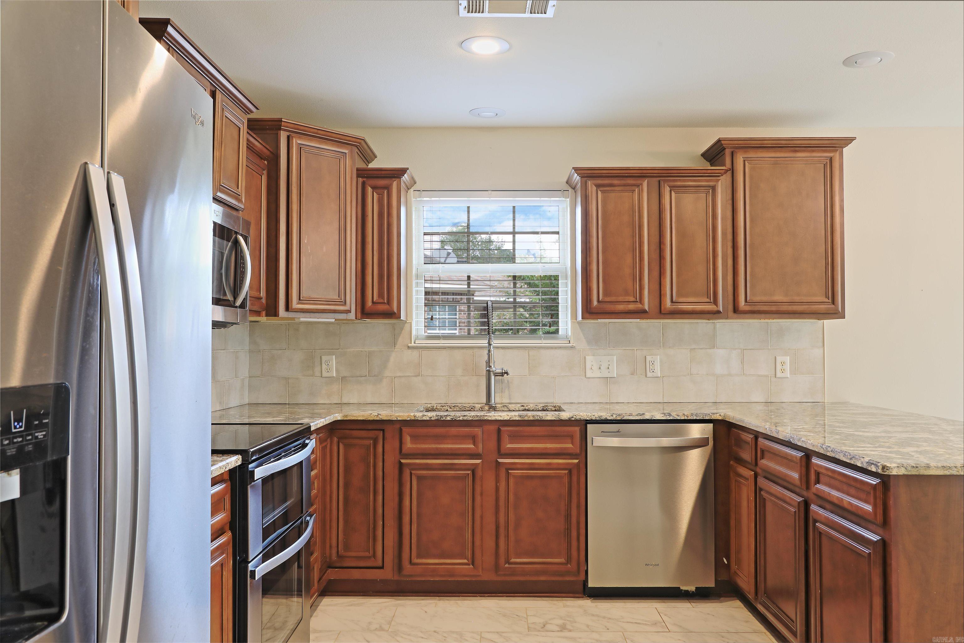 SUNSET VALLEY - Residential