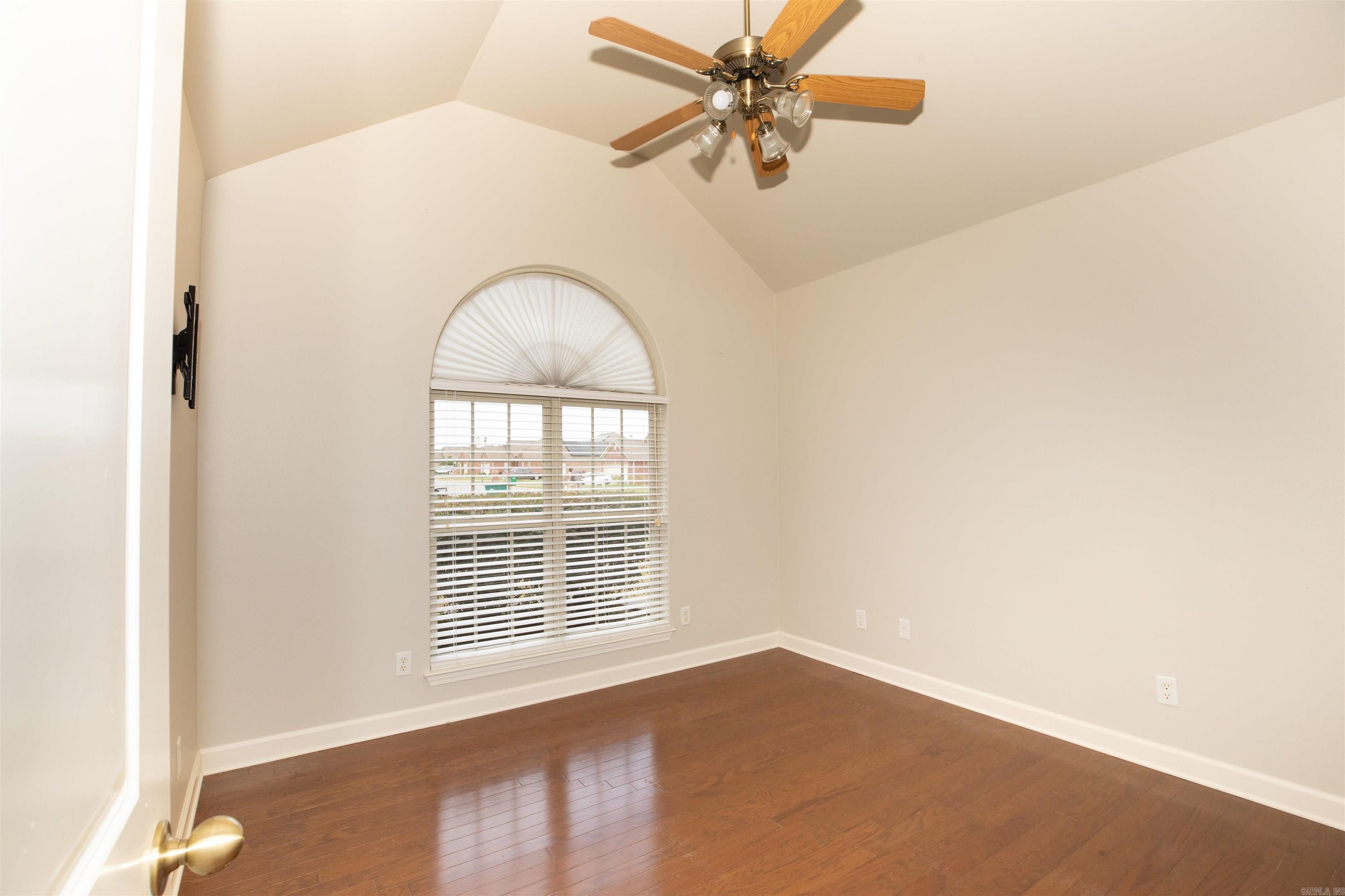 SUNSET VALLEY - Residential