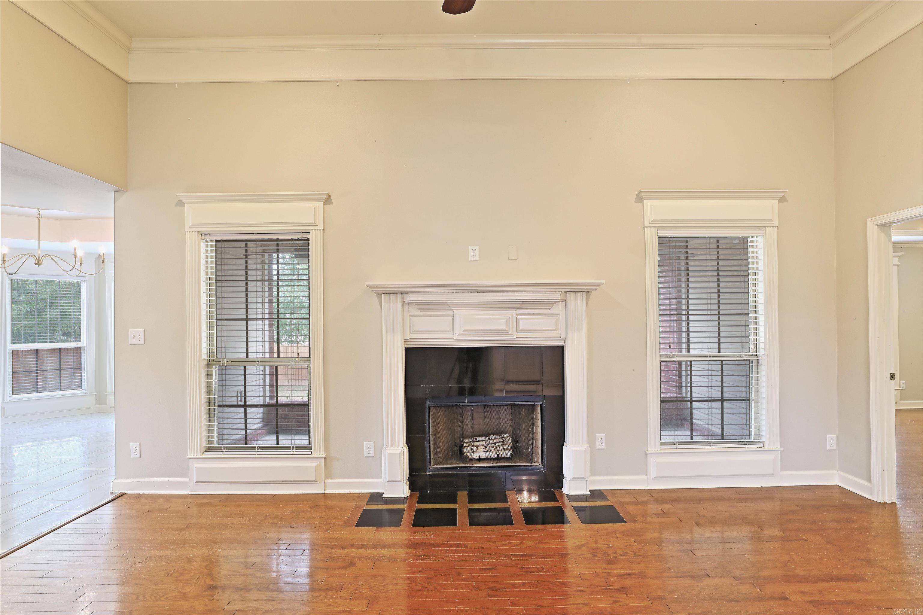 SUNSET VALLEY - Residential