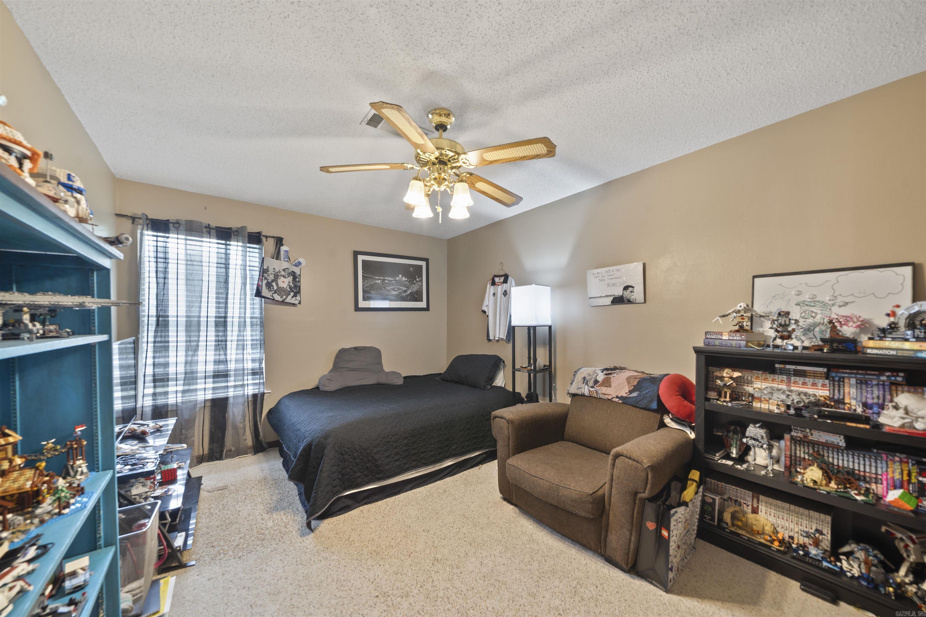CASTLE HEIGHTS - Residential