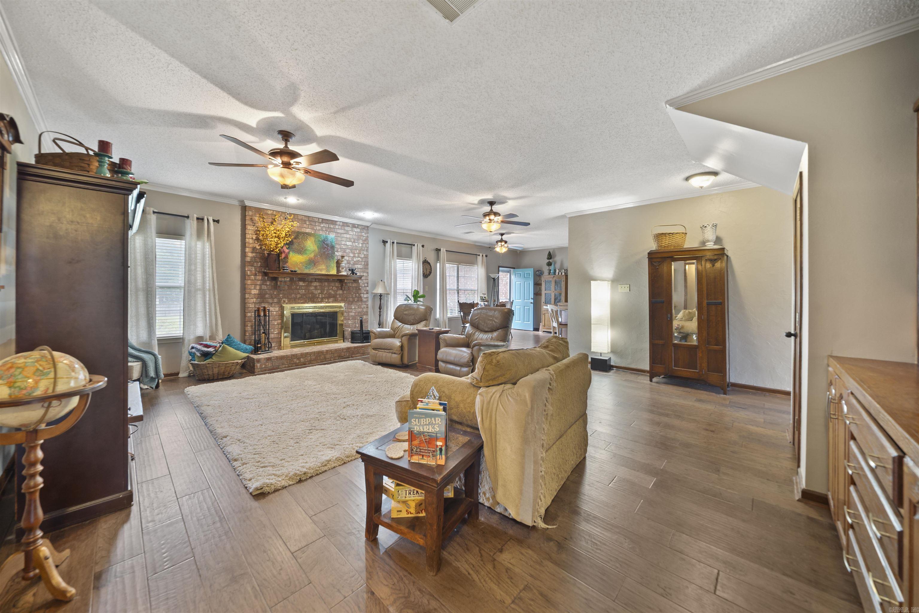 CASTLE HEIGHTS - Residential