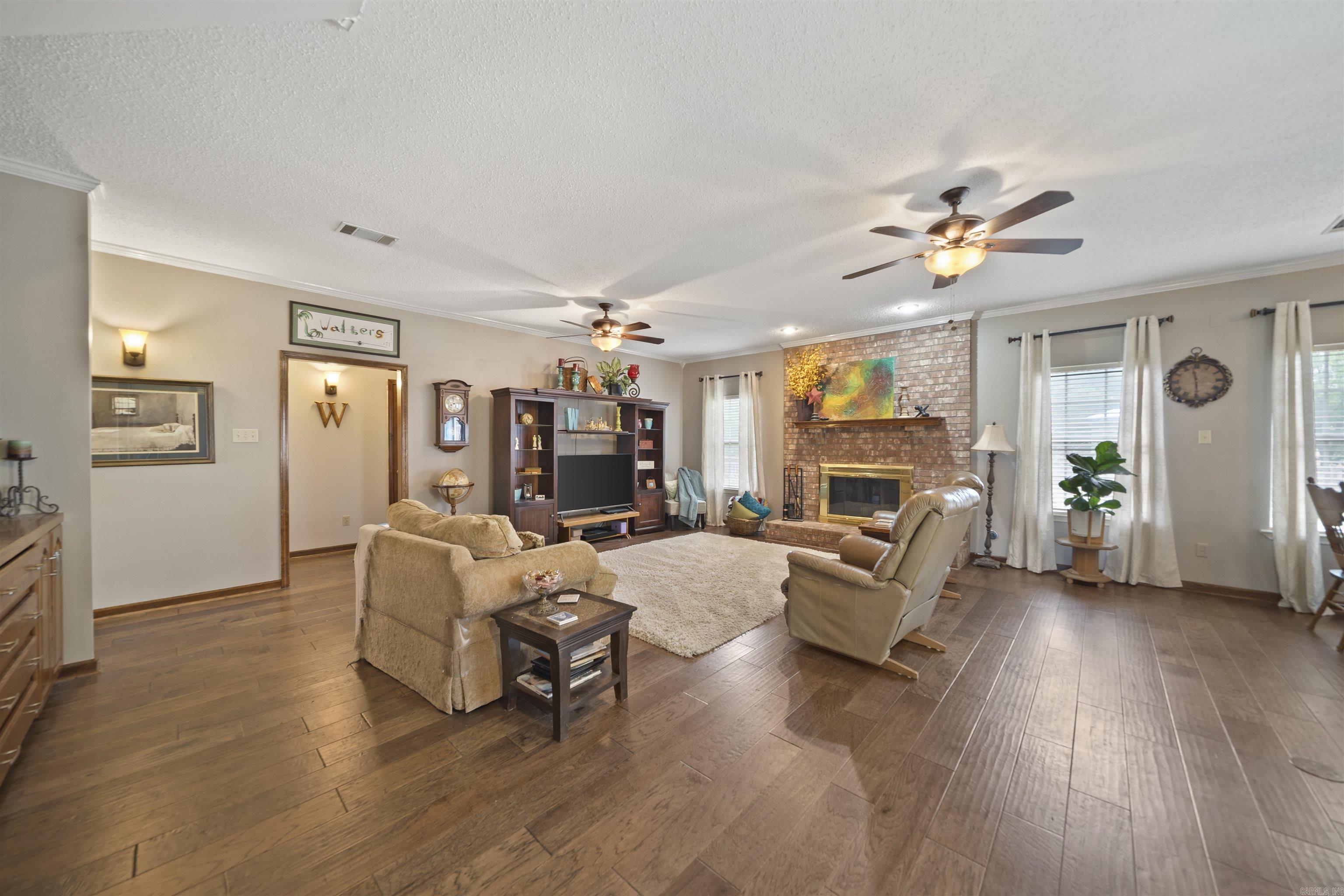 CASTLE HEIGHTS - Residential