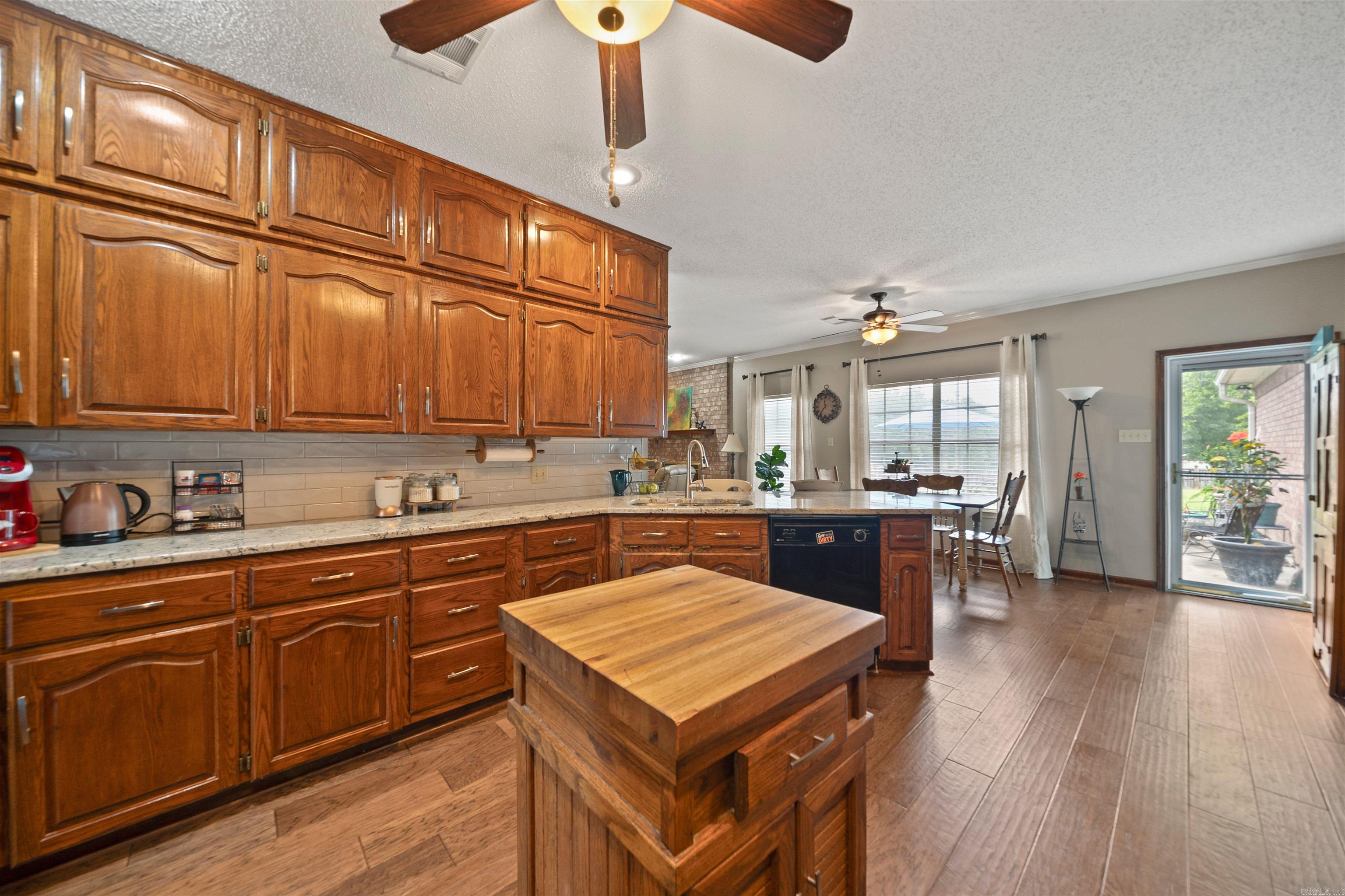 CASTLE HEIGHTS - Residential