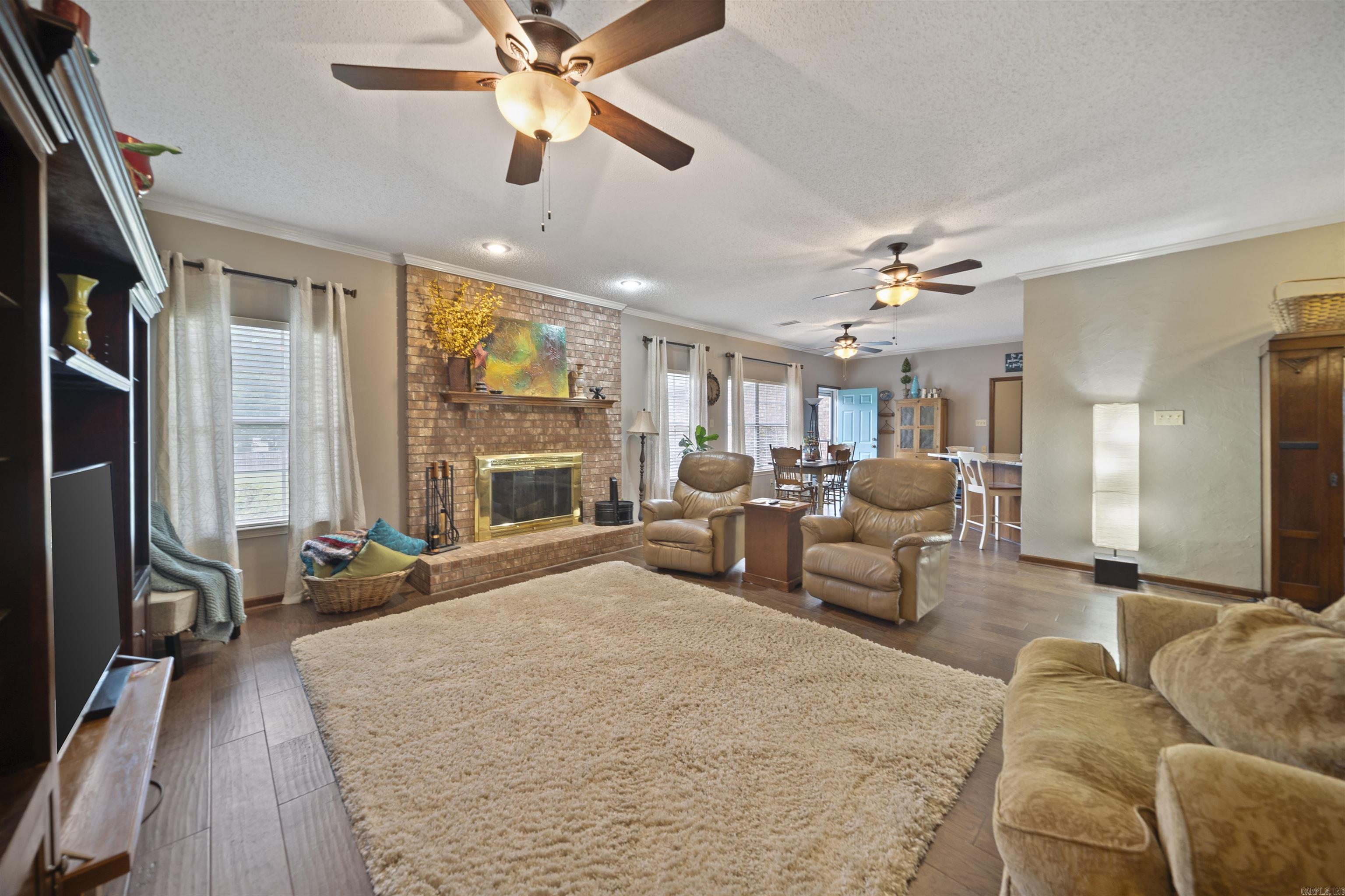 CASTLE HEIGHTS - Residential