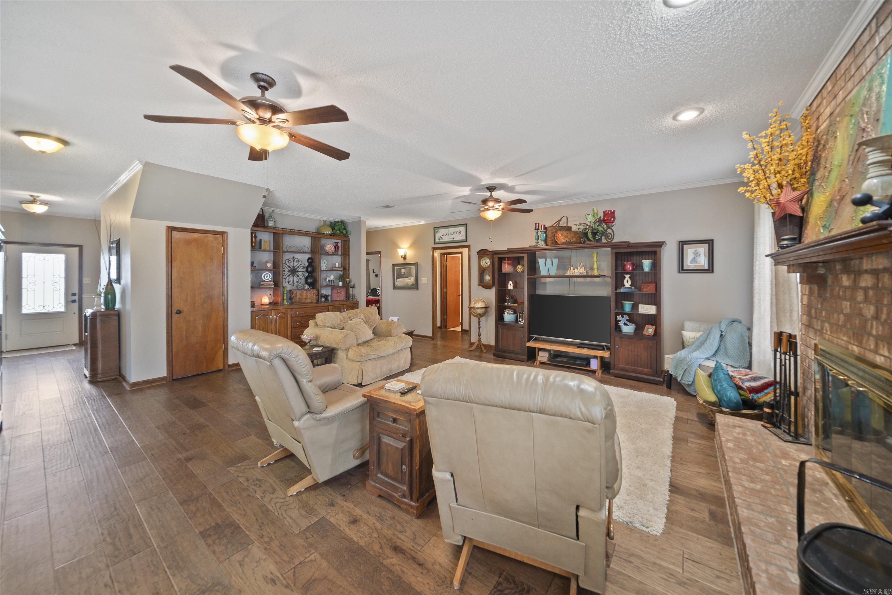 CASTLE HEIGHTS - Residential
