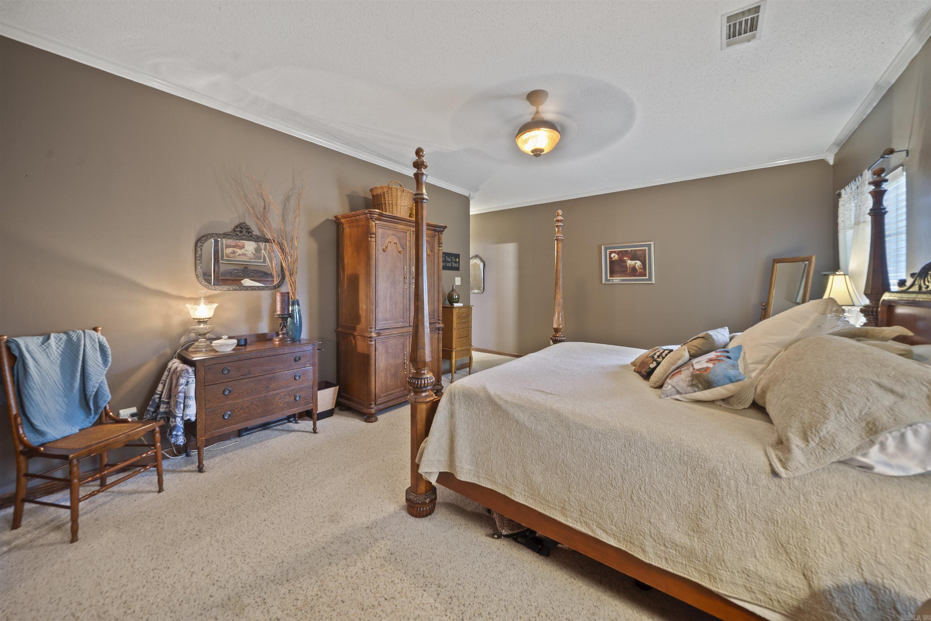 CASTLE HEIGHTS - Residential