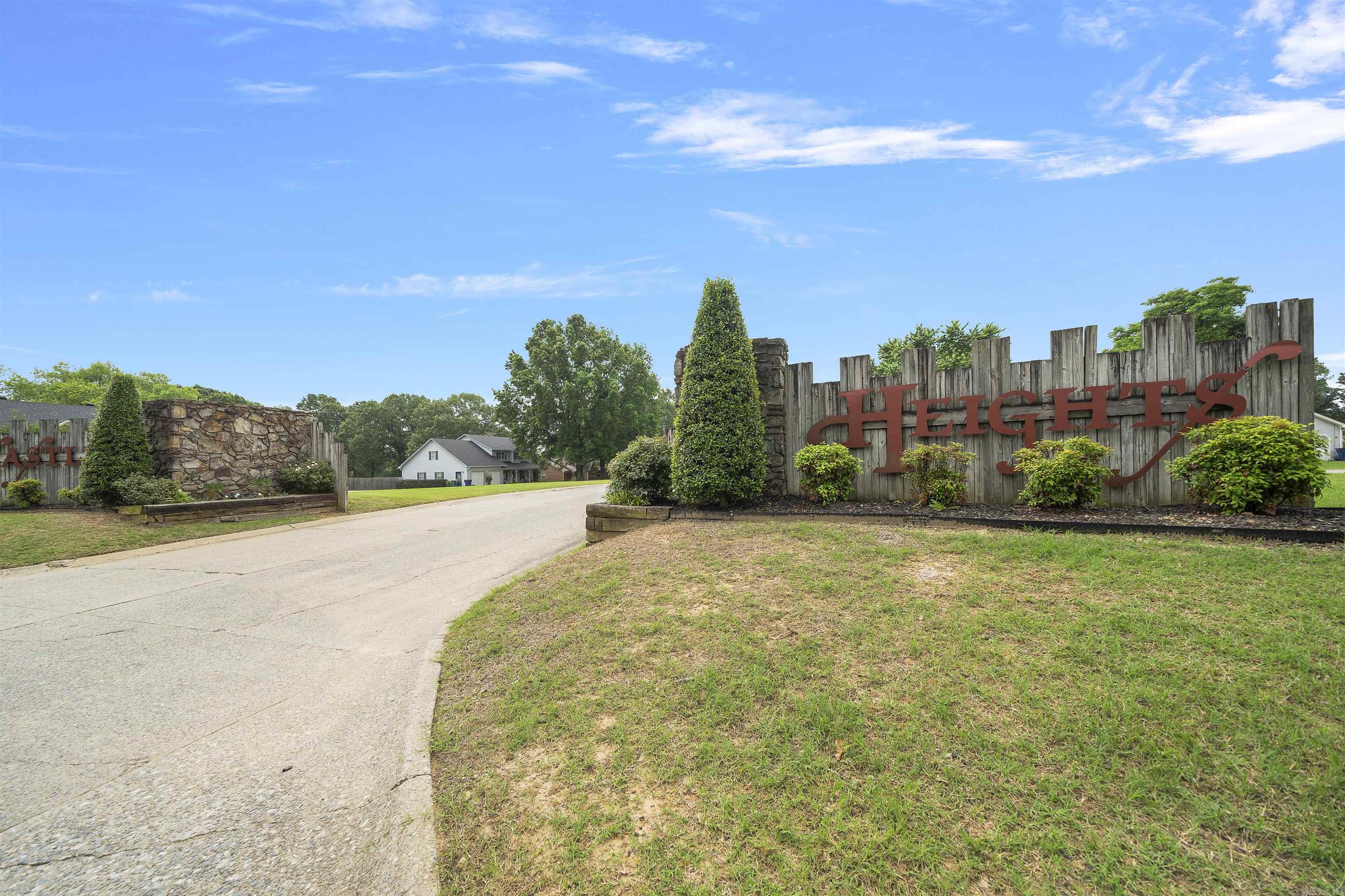 CASTLE HEIGHTS - Residential