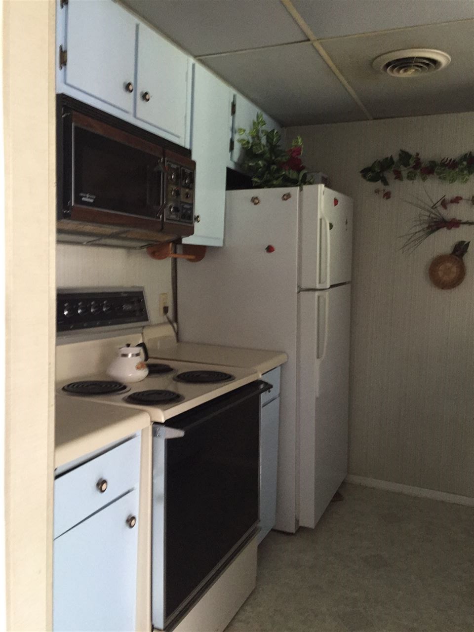 Lakewood Hills Condo - Residential Lease