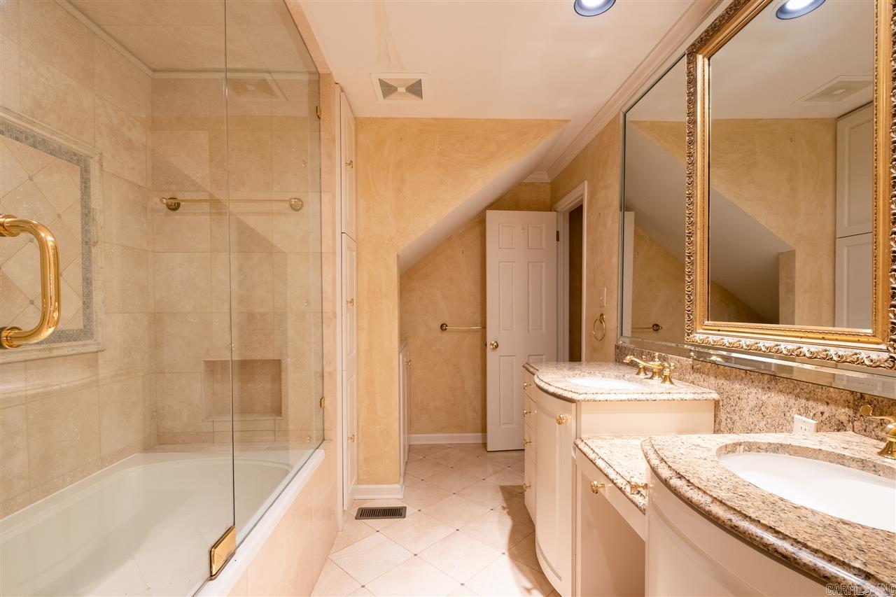 Robinwood Valley - Residential