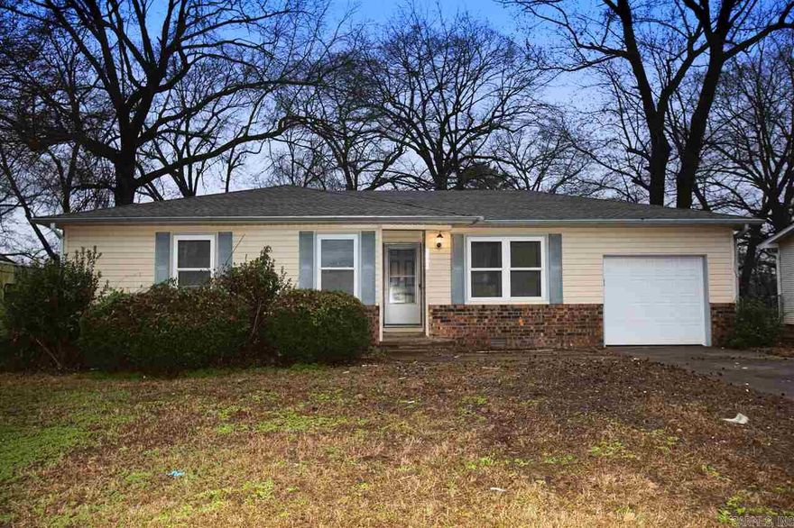 Cute 4Bd/3Ba home in Jacksonville on nice tree shaded yard . Large living area , 2 master bedrooms ! Kitchen and dining combo . Newly renovated throughout entire house ! Also has a backyard deck ! Come check it out !  Give us a call 501-232-8964