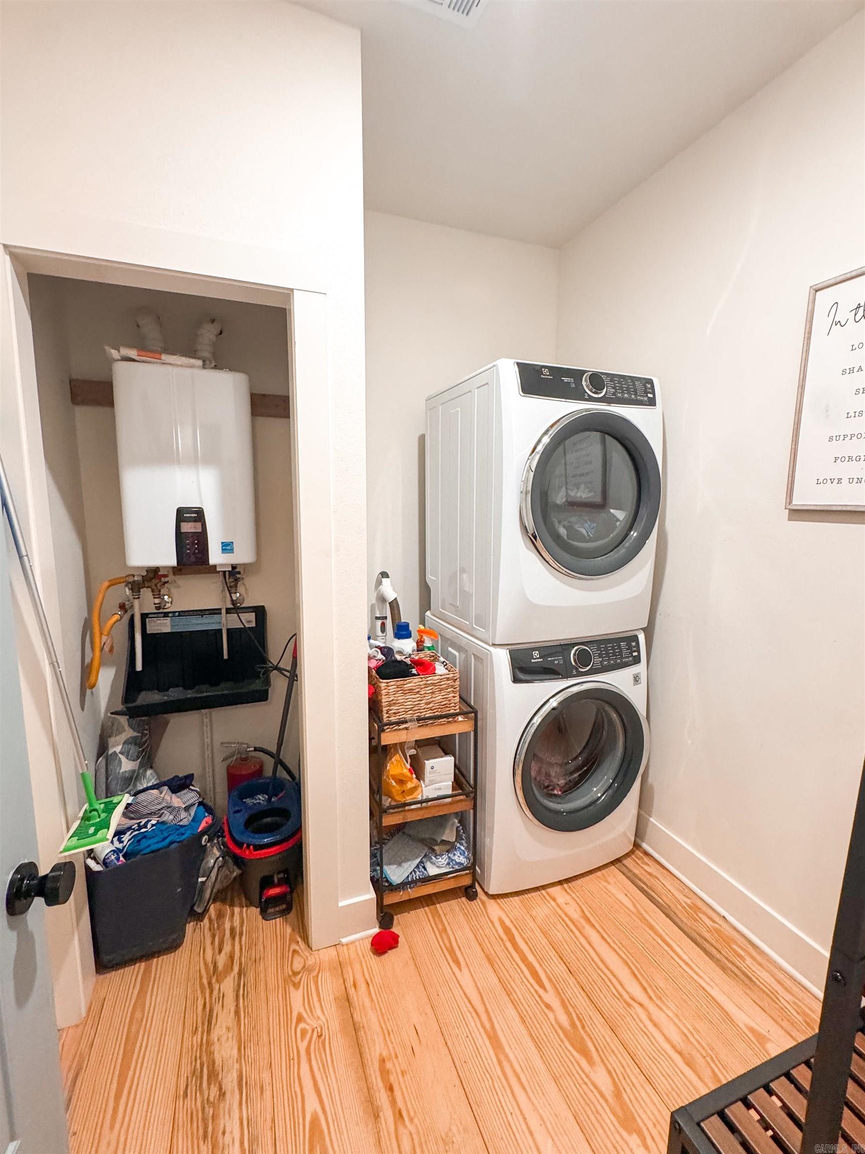 CREEKSIDE AT SHADOW RIDGE S/D - Residential