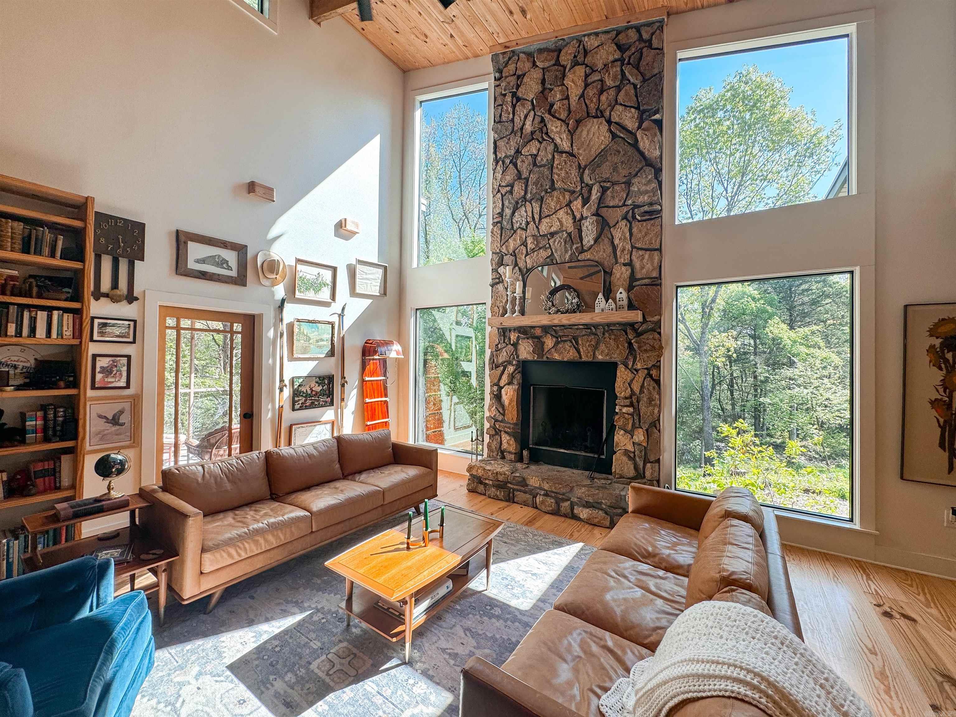 CREEKSIDE AT SHADOW RIDGE S/D - Residential