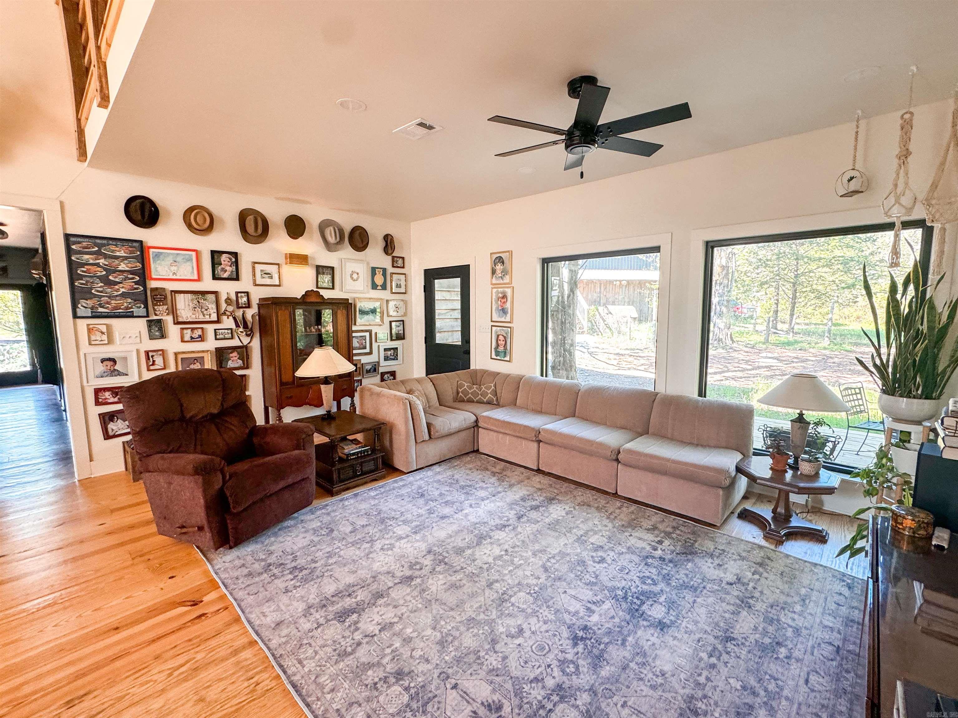 CREEKSIDE AT SHADOW RIDGE S/D - Residential