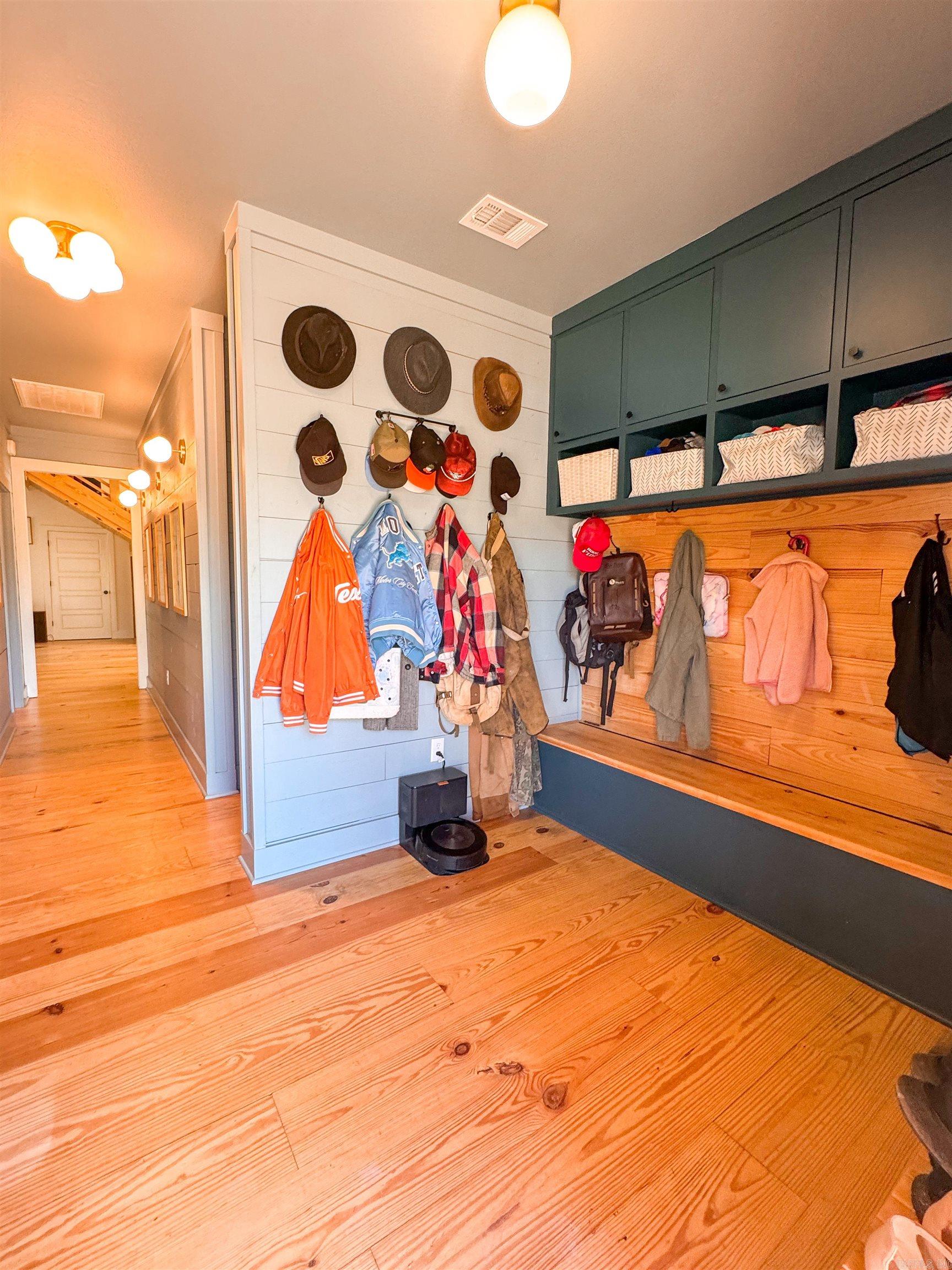 CREEKSIDE AT SHADOW RIDGE S/D - Residential