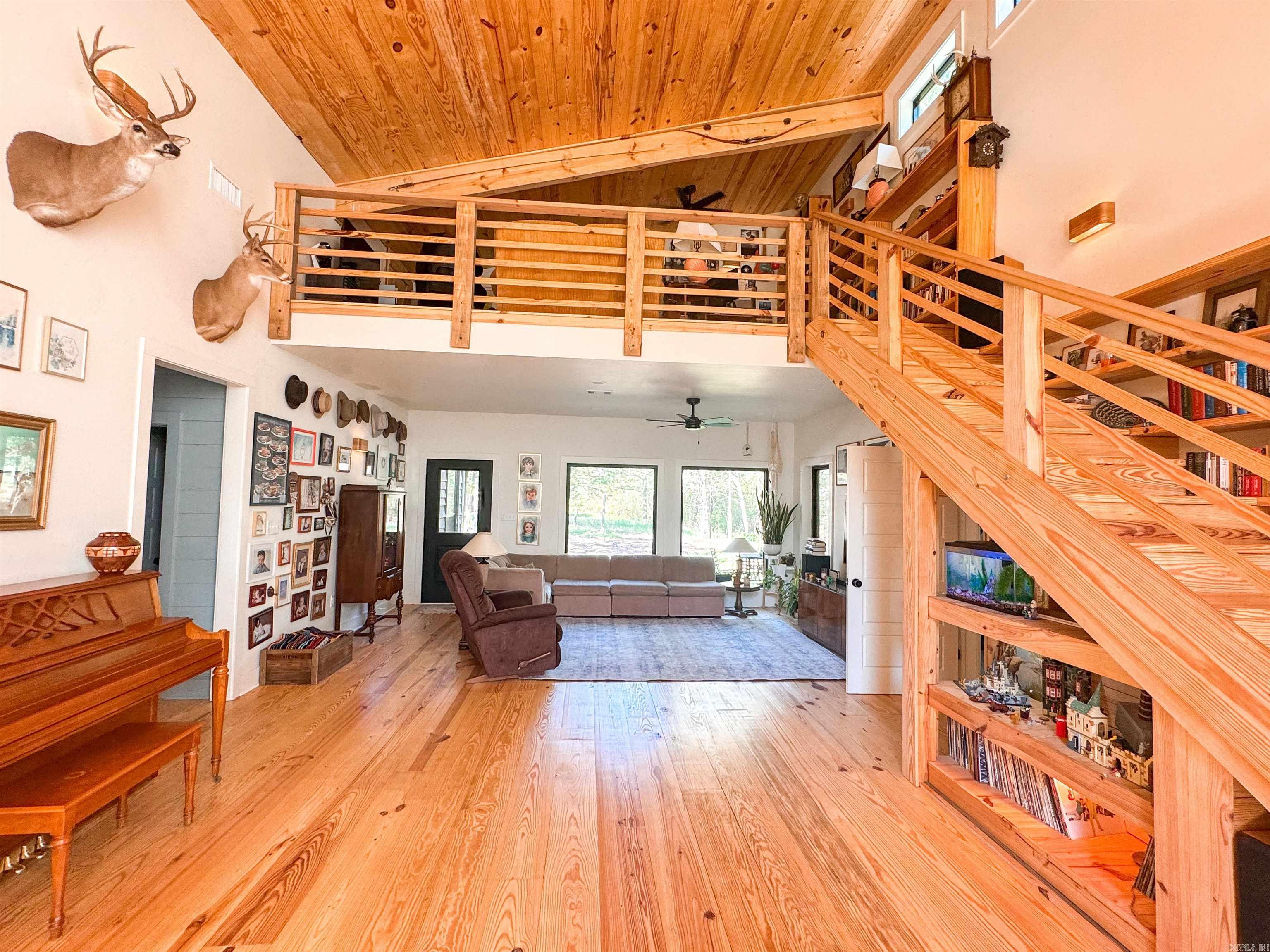 CREEKSIDE AT SHADOW RIDGE S/D - Residential