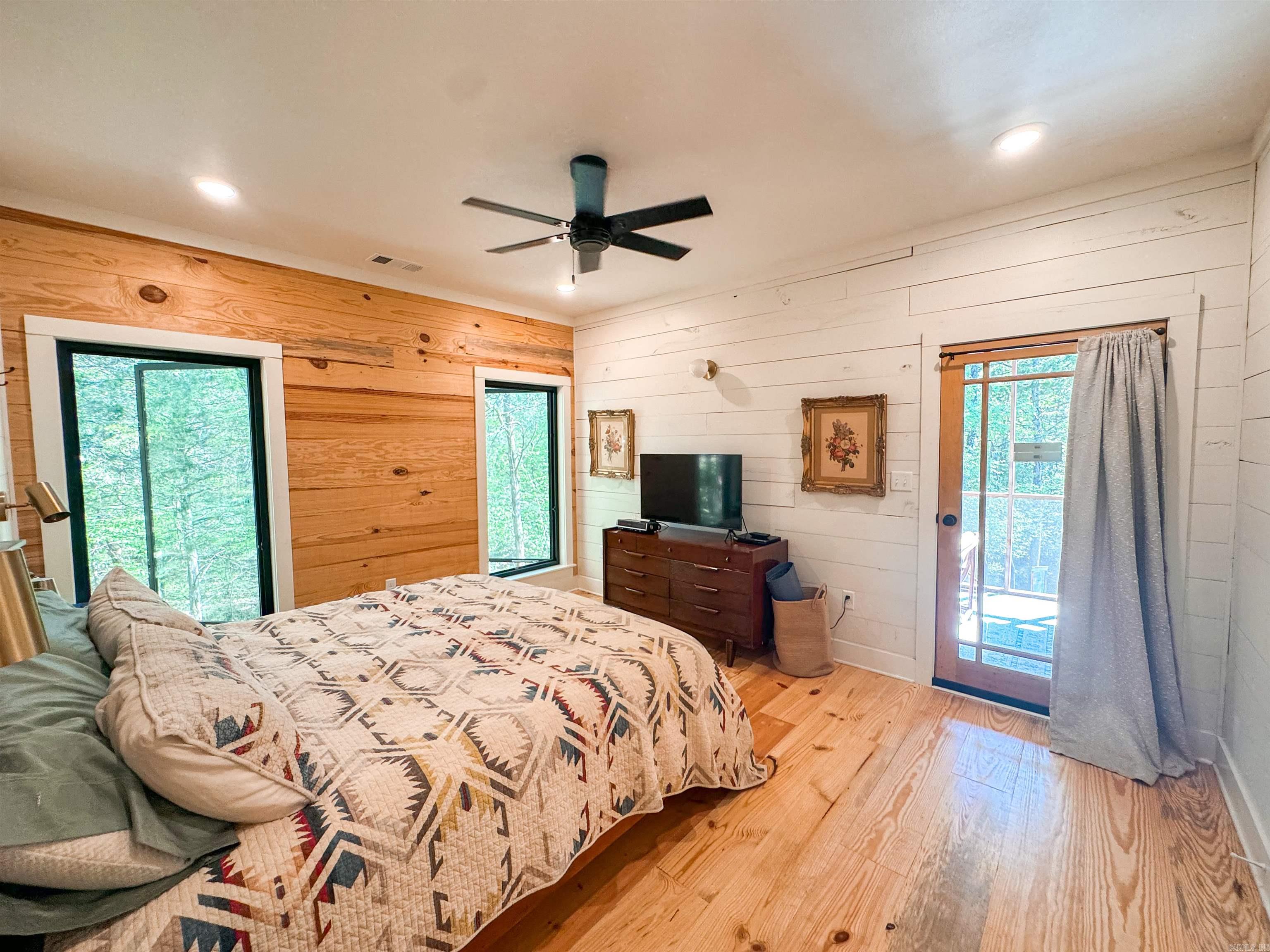 CREEKSIDE AT SHADOW RIDGE S/D - Residential