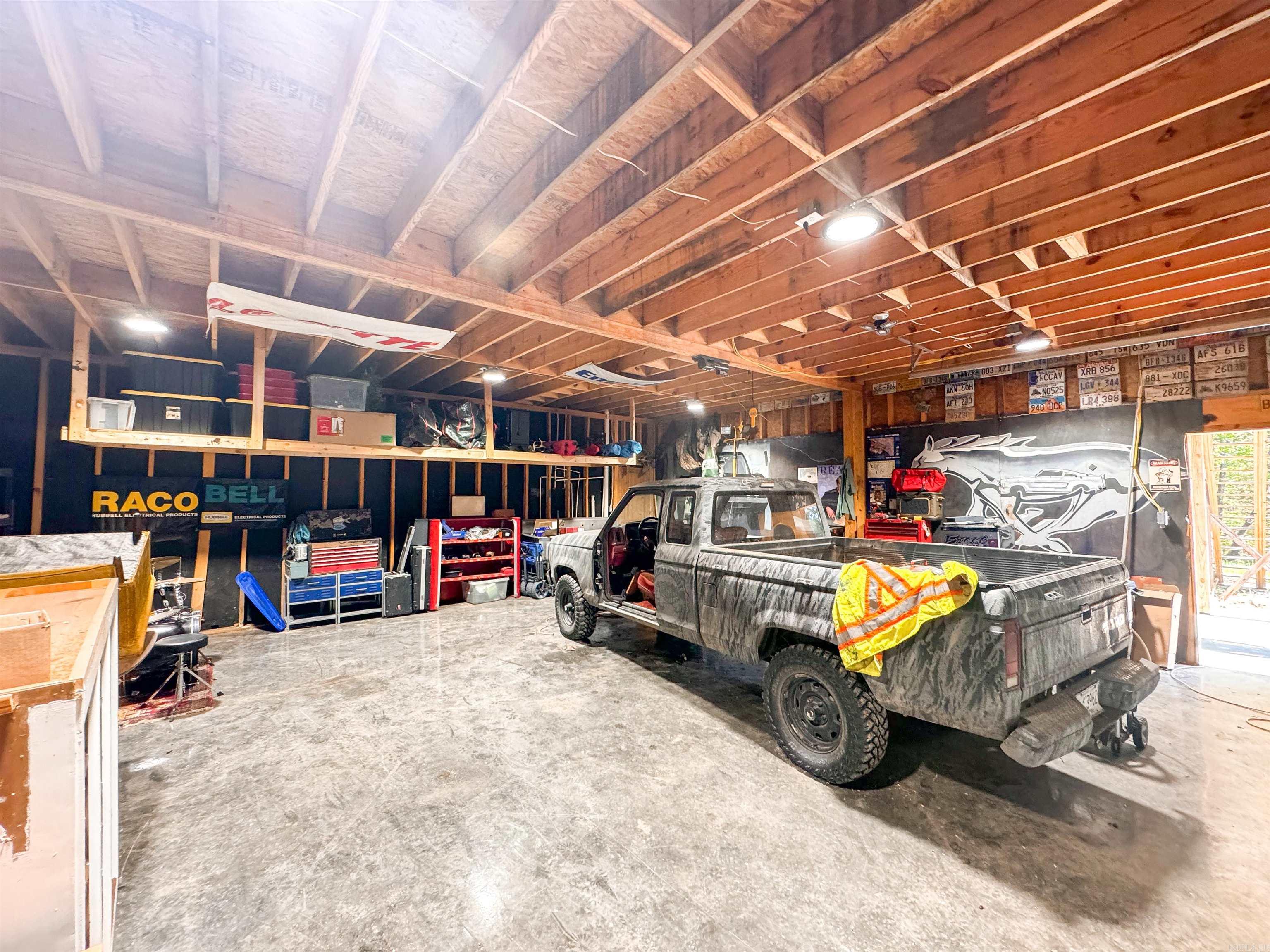 CREEKSIDE AT SHADOW RIDGE S/D - Residential