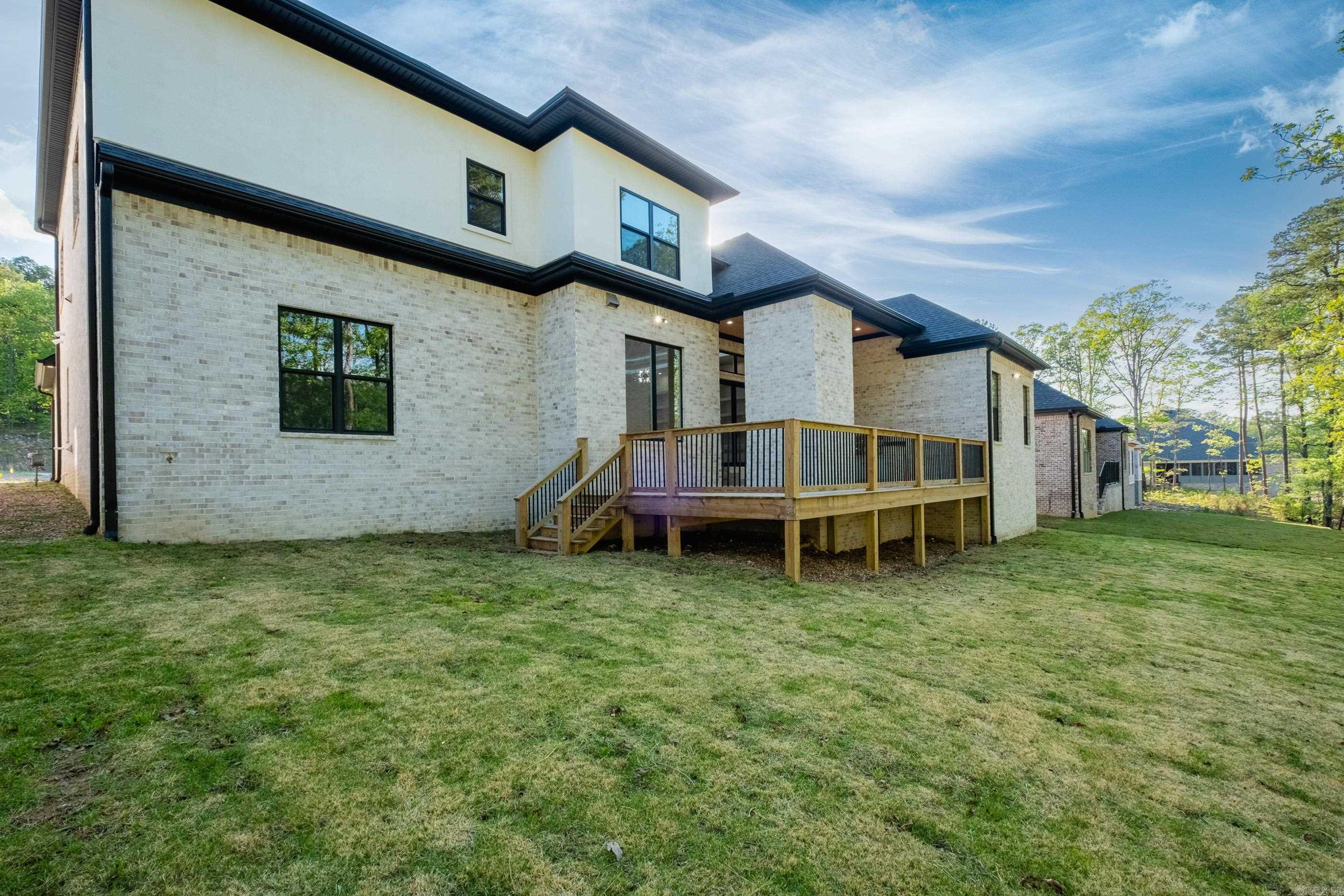 CHENAL VALLEY ABINGTON COURT - Residential
