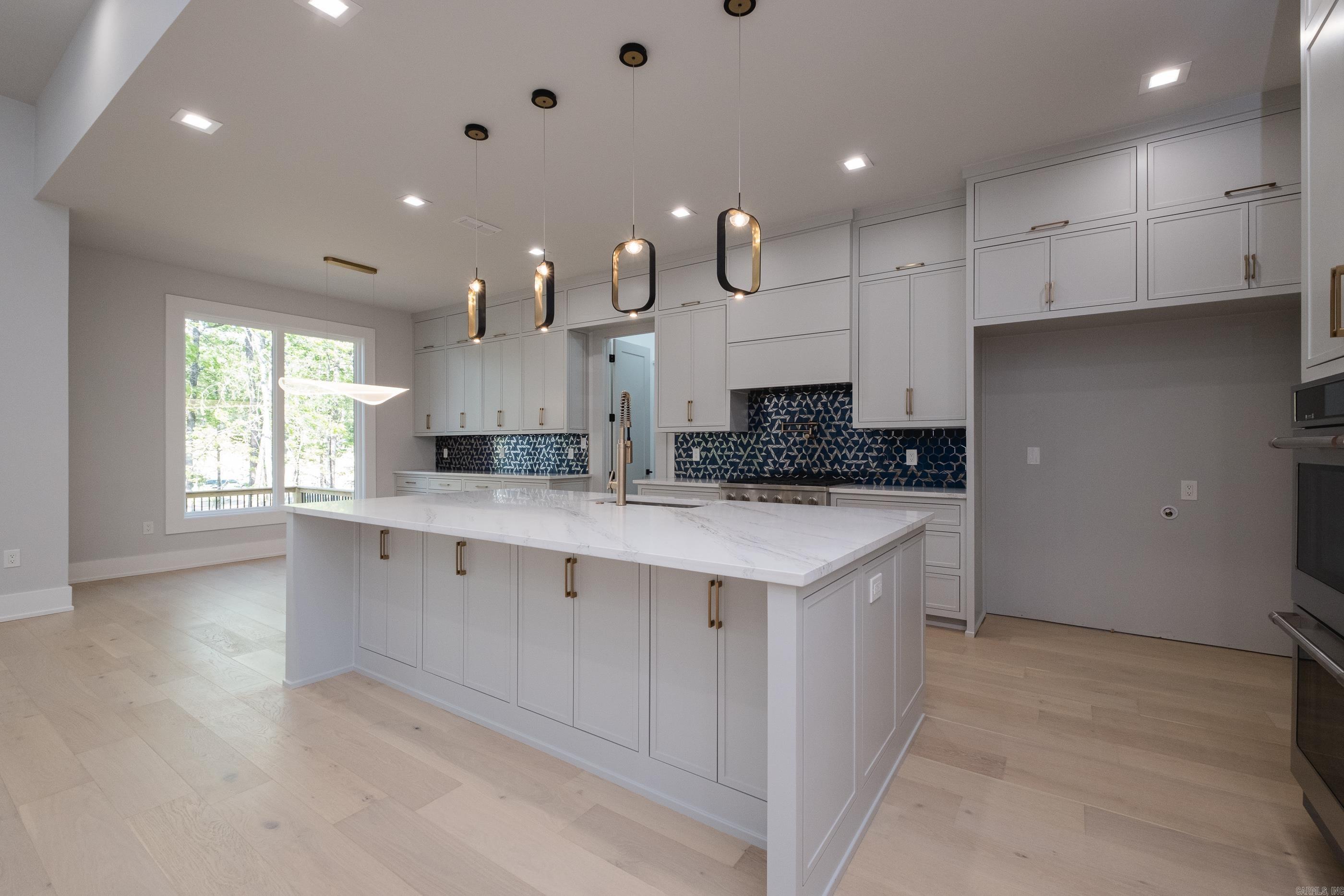 CHENAL VALLEY ABINGTON COURT - Residential