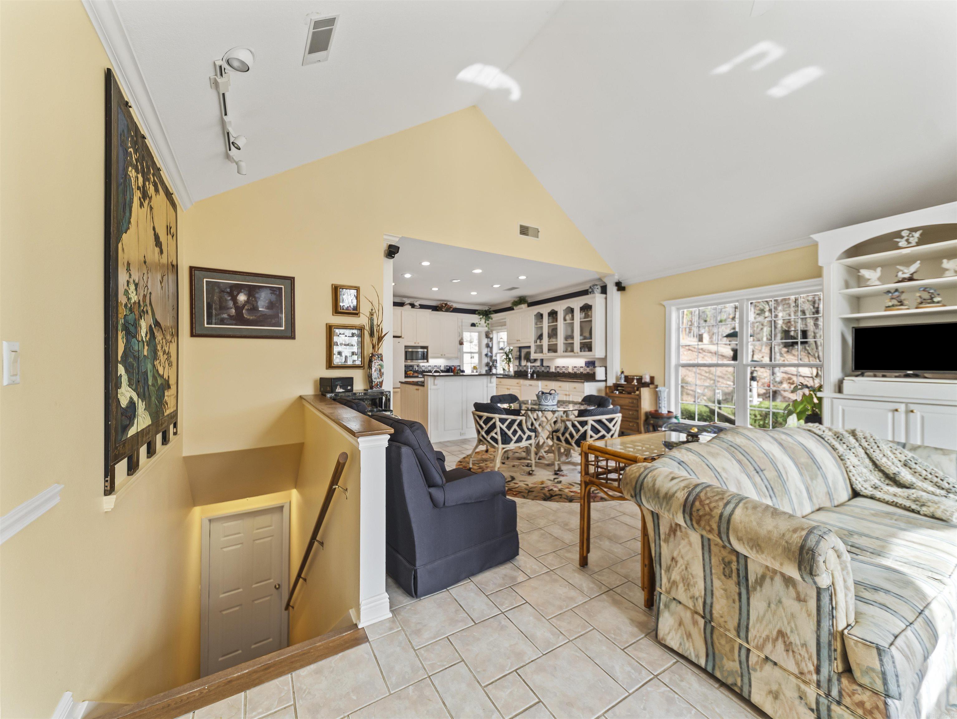 LAS BRISAS - Residential