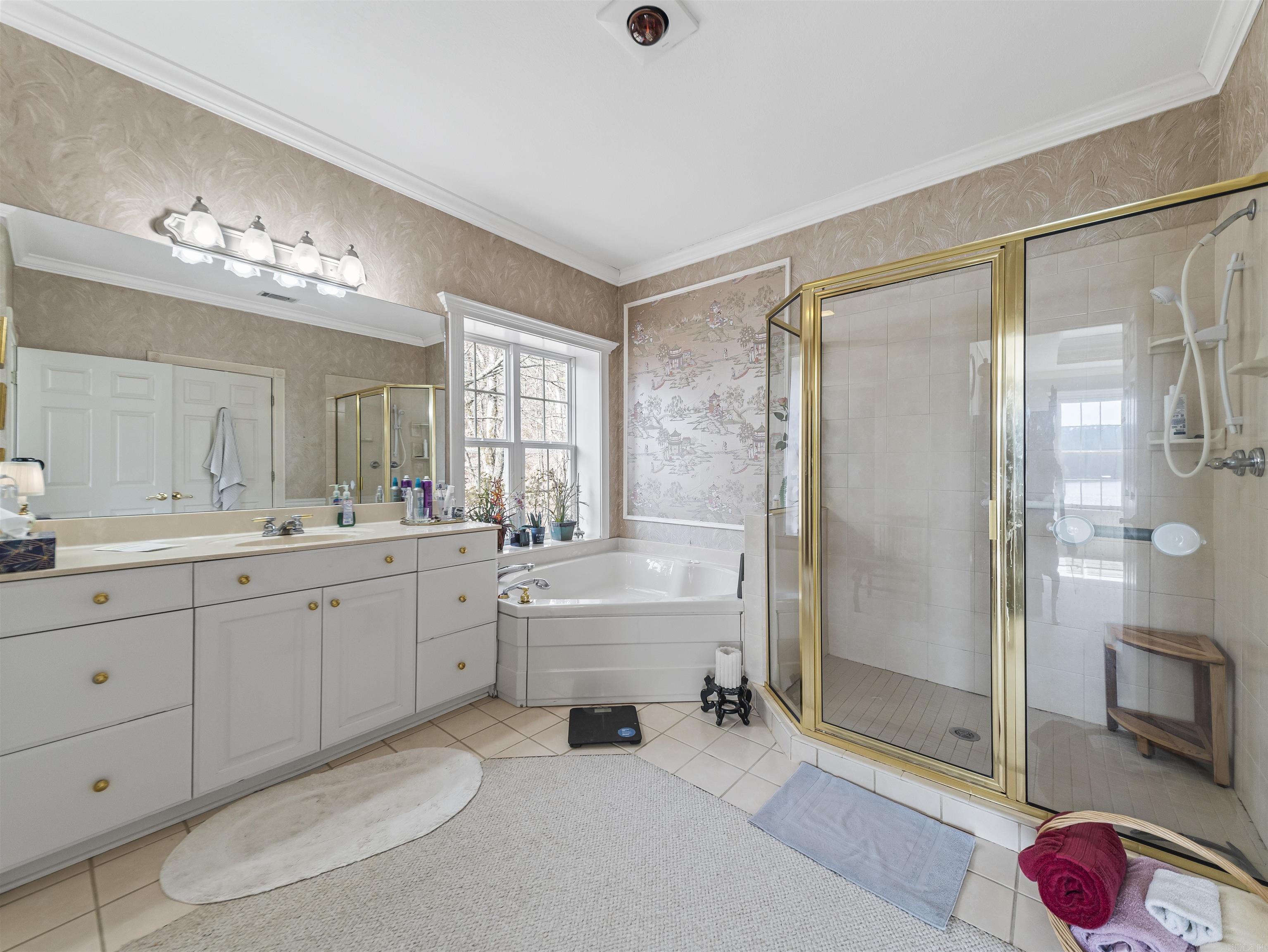 LAS BRISAS - Residential