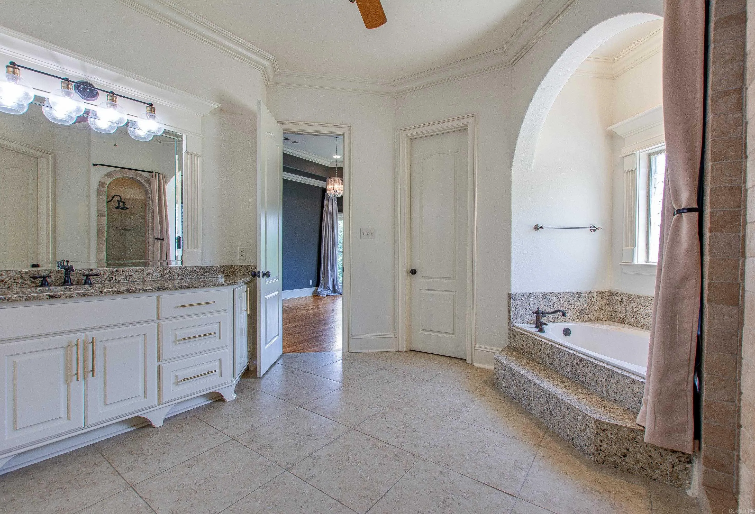 Little Rock, Arkansas 72207, United States, 4 Bedrooms Bedrooms, ,5 BathroomsBathrooms,Residential,Active,175780