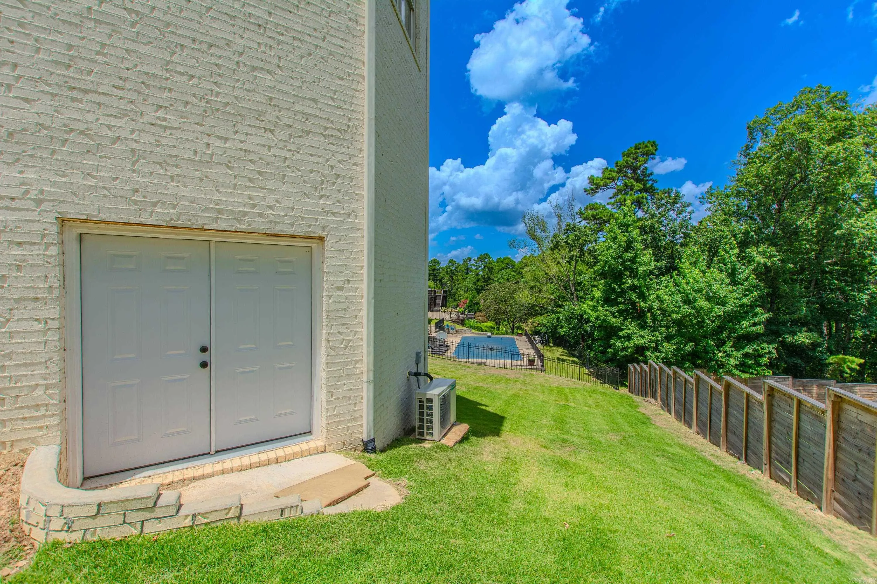 Little Rock, Arkansas 72207, United States, 4 Bedrooms Bedrooms, ,5 BathroomsBathrooms,Residential,Active,175780